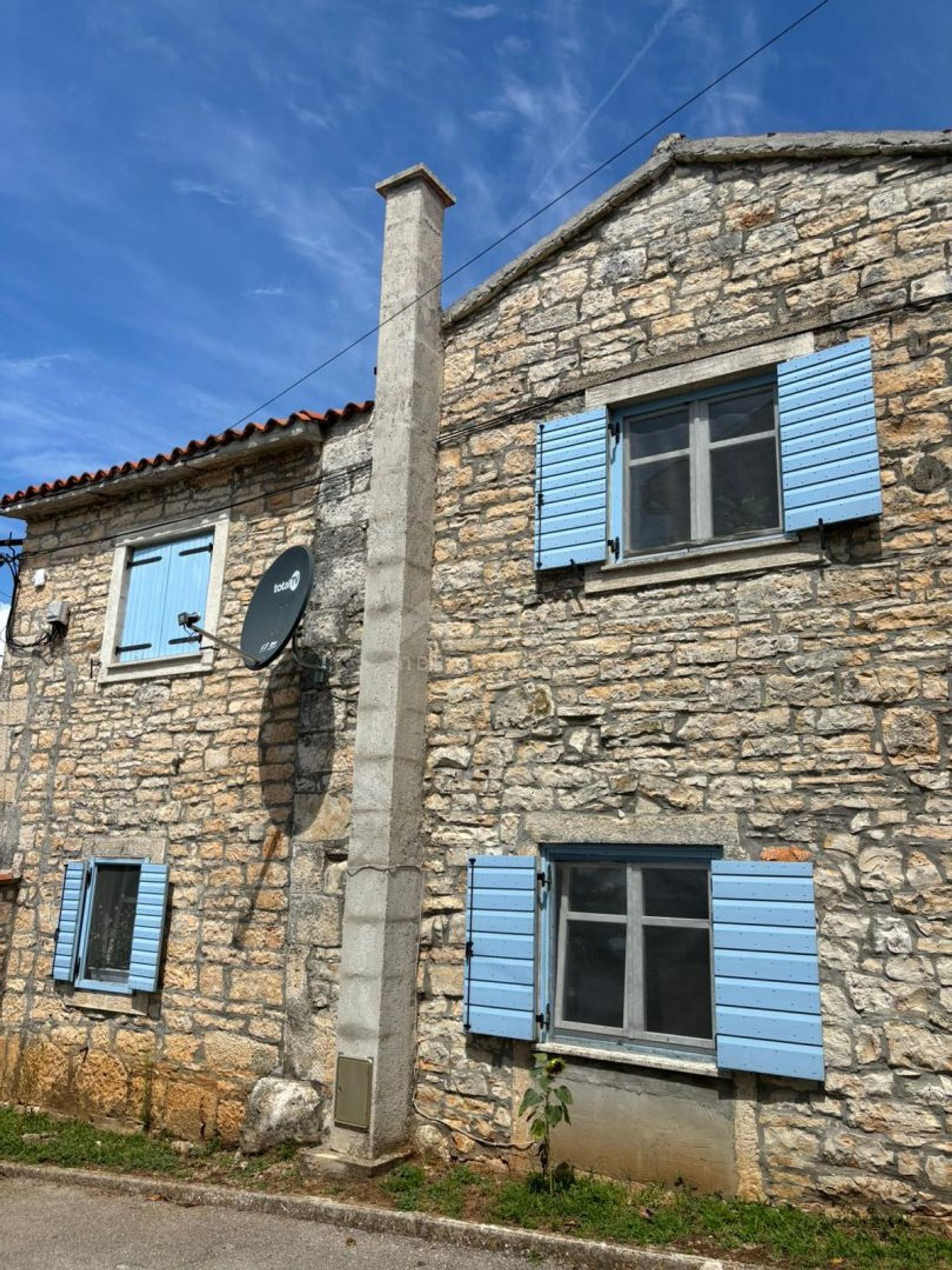 casa en Kanfanar, Istria County 12729140