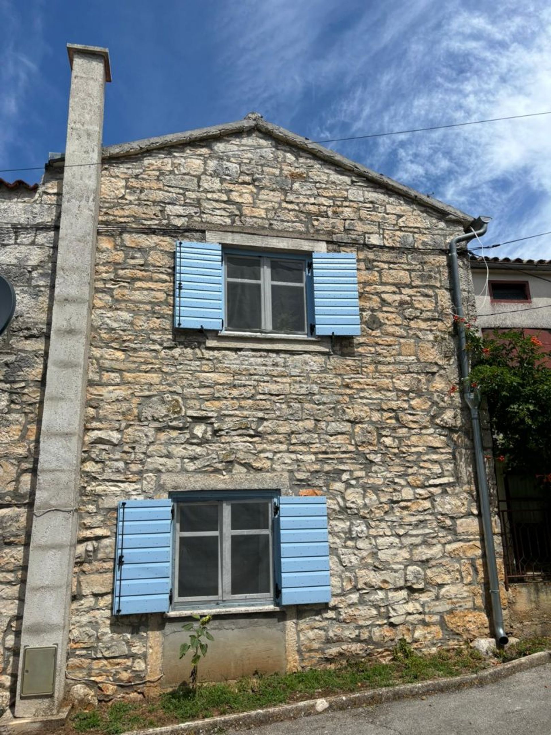 casa en Kanfanar, Istria County 12729140