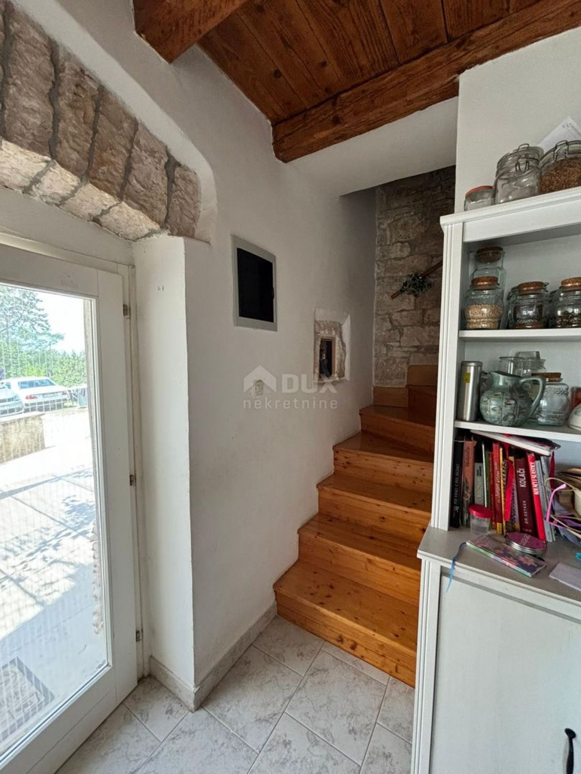 casa en Kanfanar, Istria County 12729140