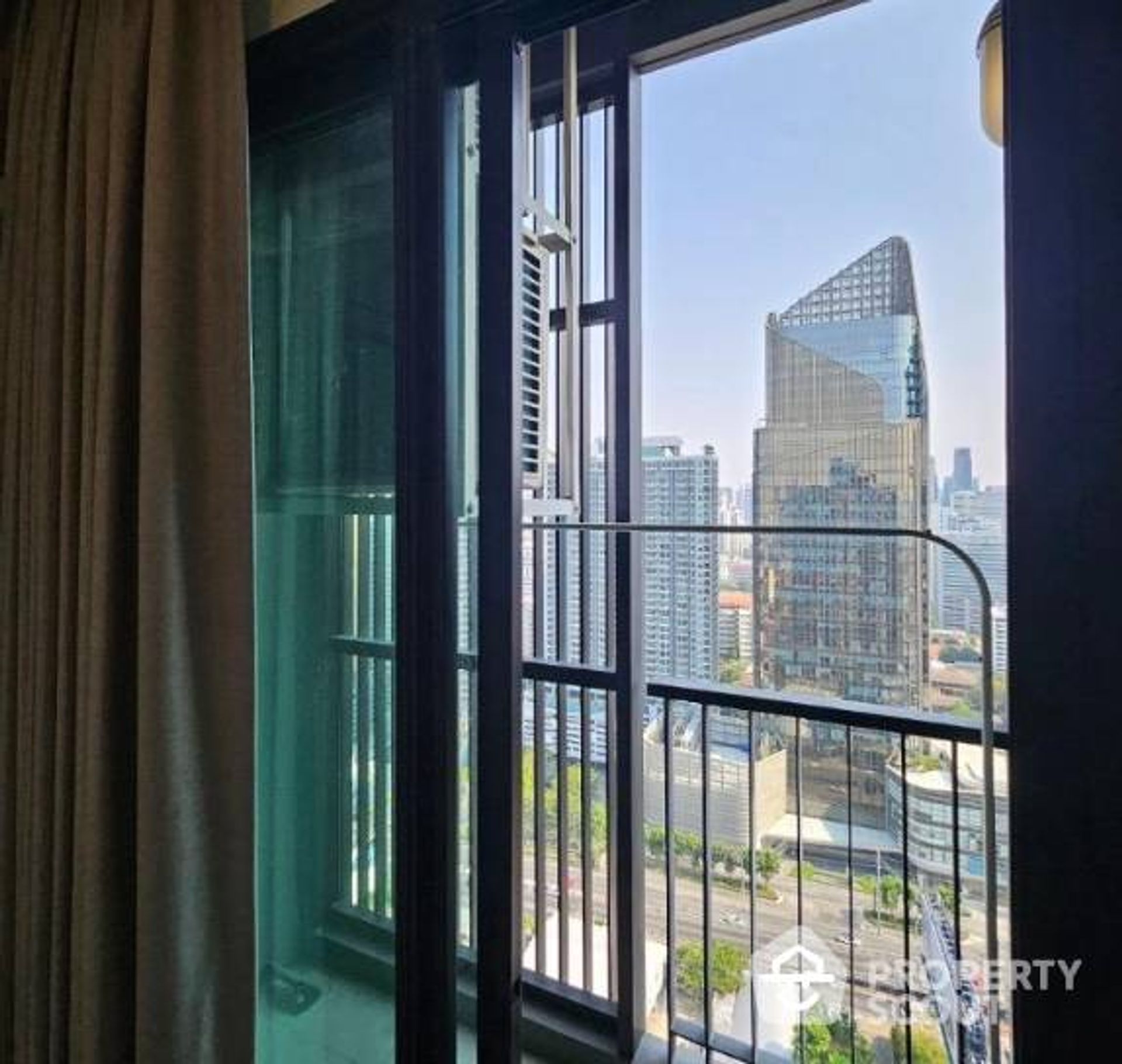 Condominio nel Ban Na canzone, Krung Thep Maha Nakhon 12729499