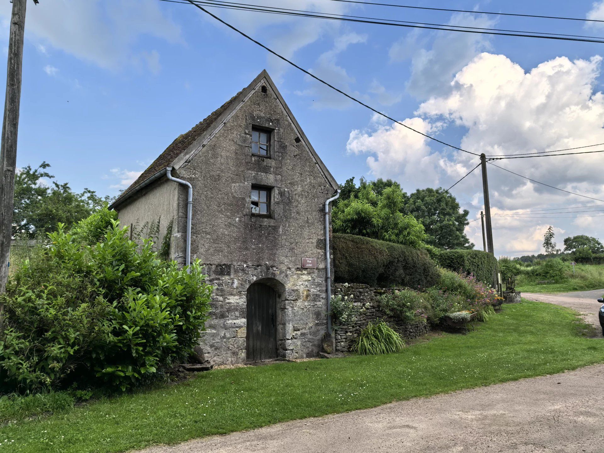 Hus i Saint-Franchy, Nièvre 12729870