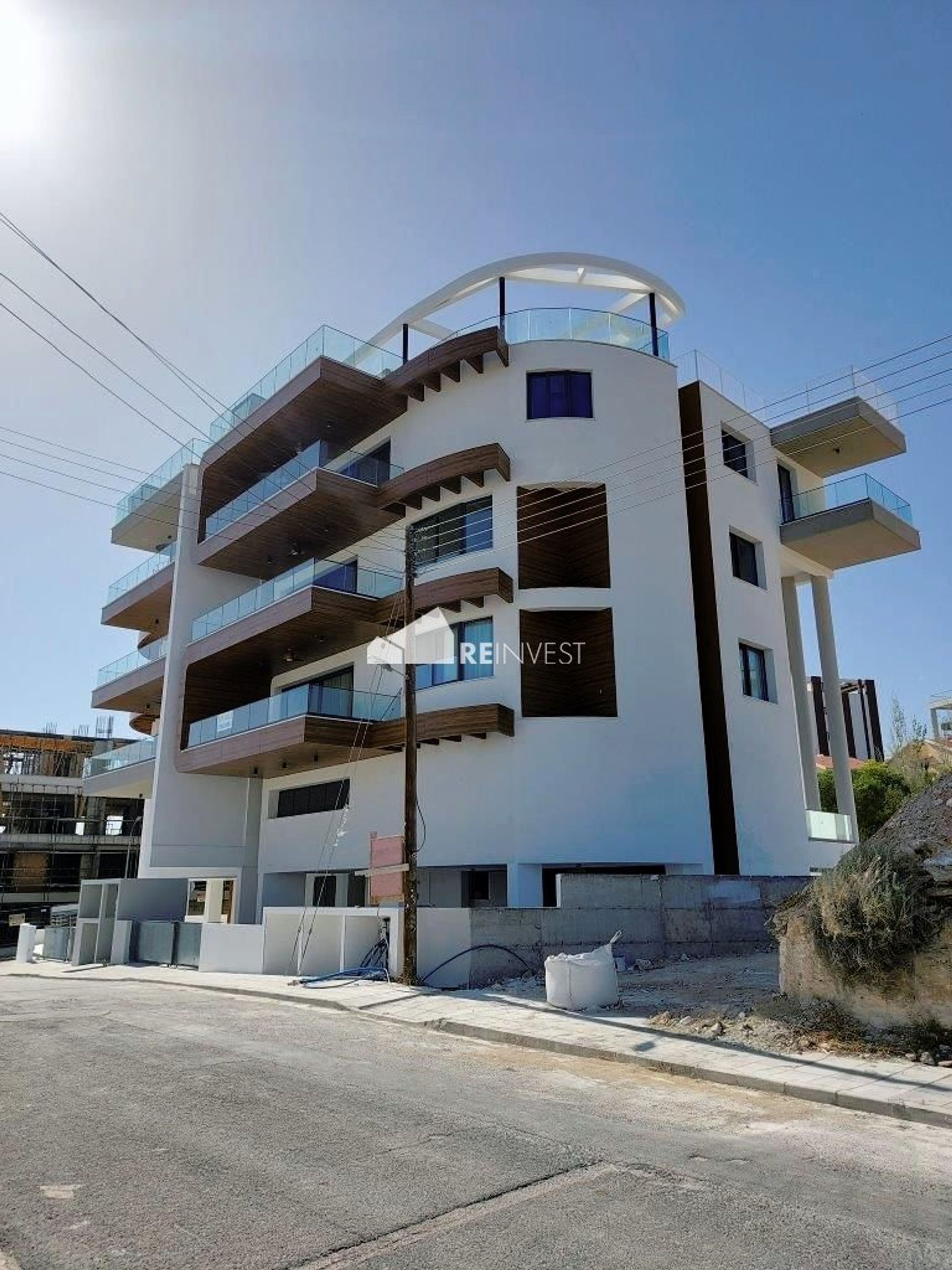 Condominium in Mesa Geitonia, Lemesos 12729955