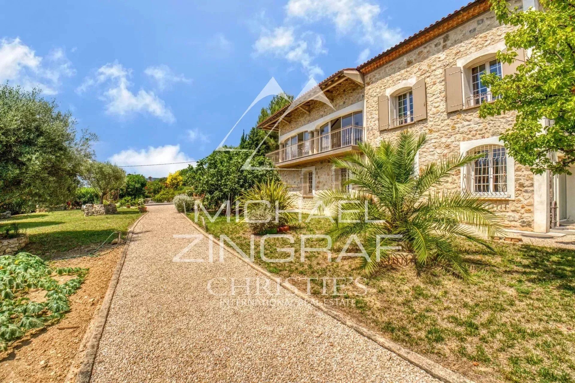 Hus i Le Tignet, Alpes-Maritimes 12730596