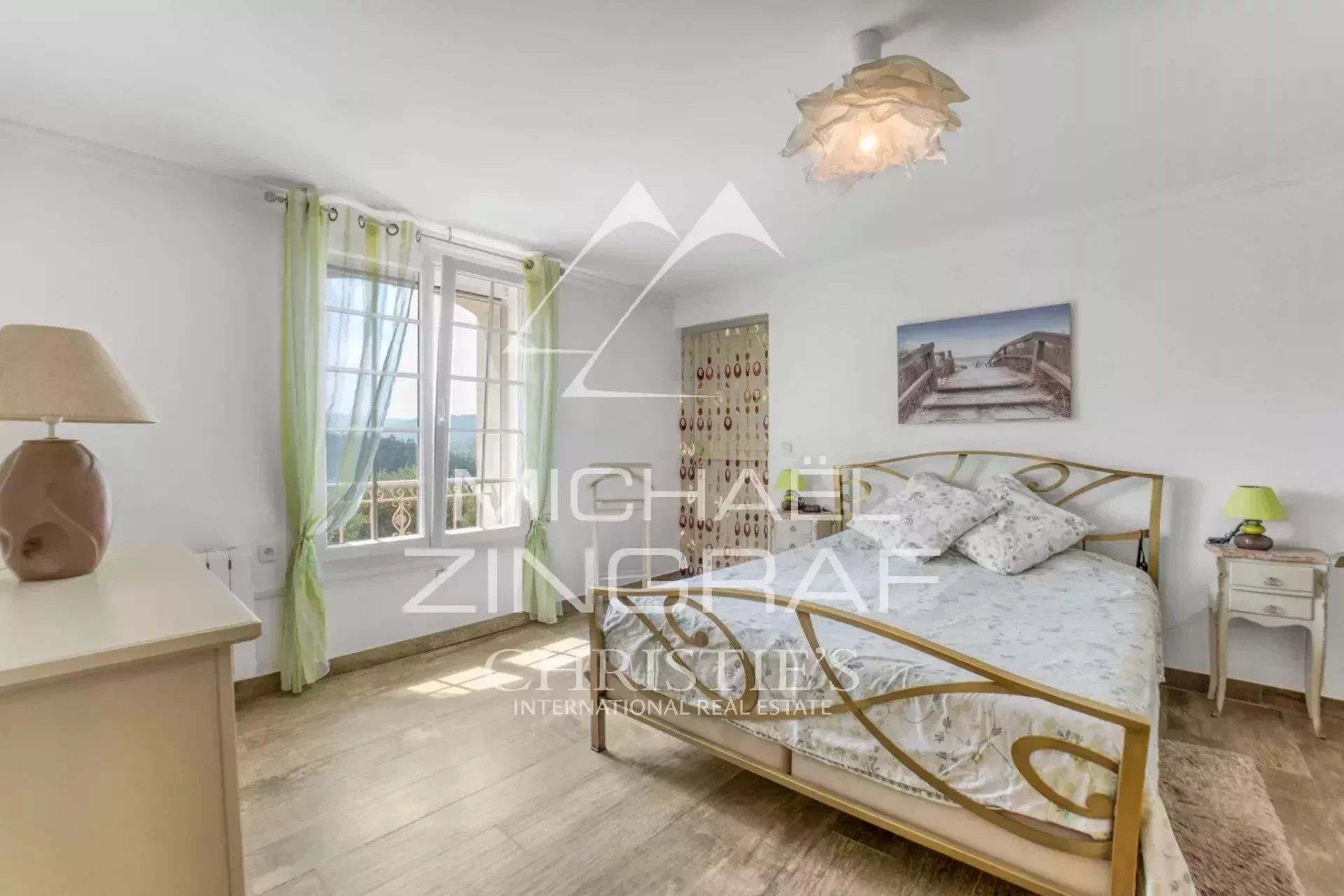 casa no Le Tignet, Alpes-Maritimes 12730596