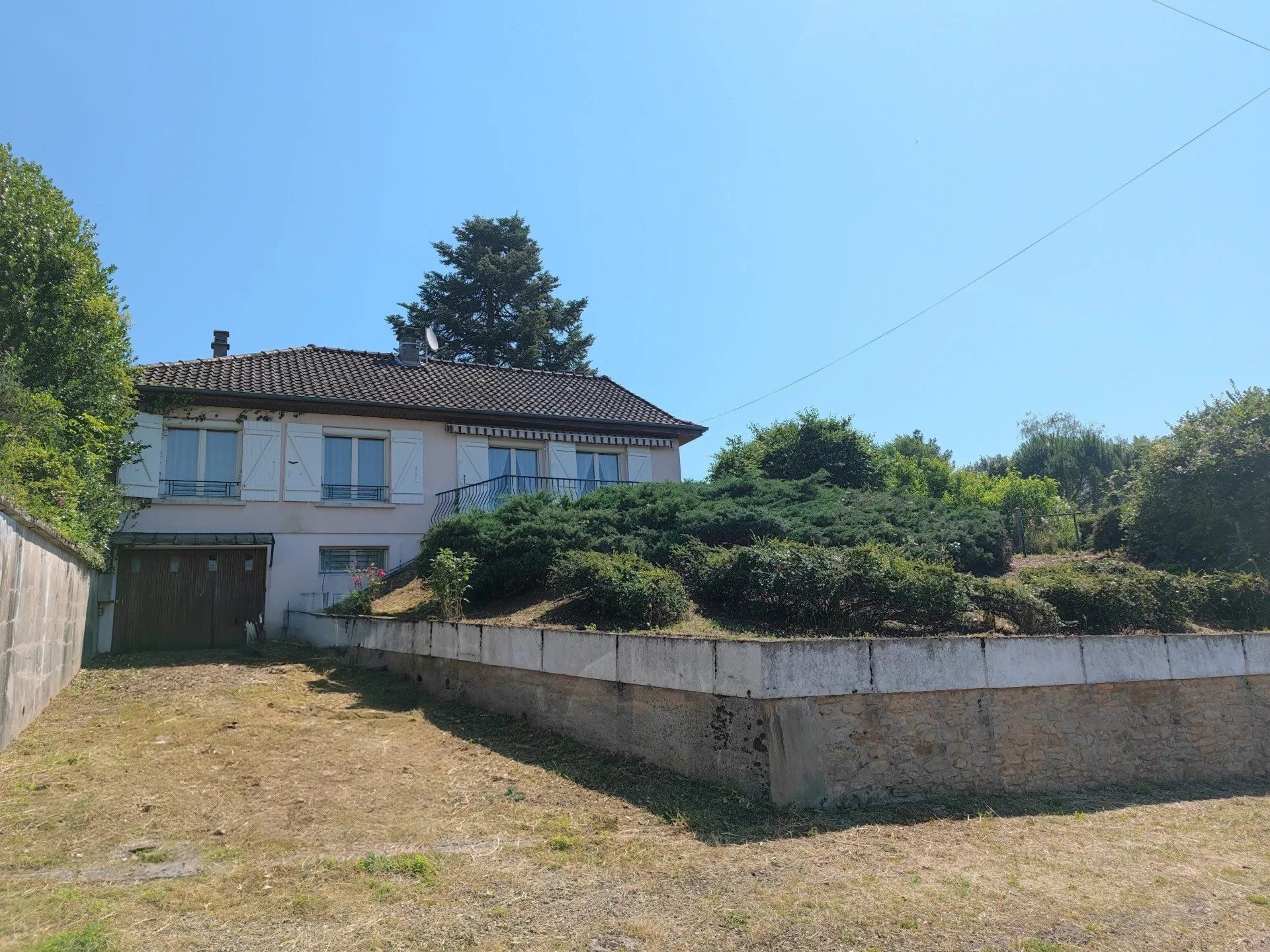 Hus i Moulins-Engilbert, Bourgogne-Franche-Comte 12731331