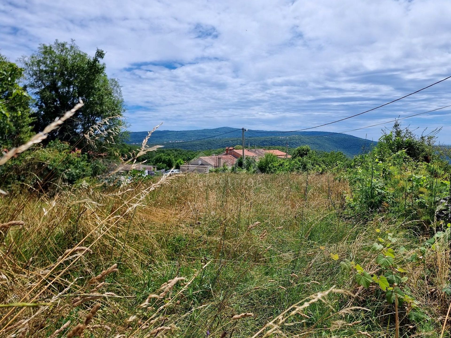 Land i Labin, Istria County 12731368