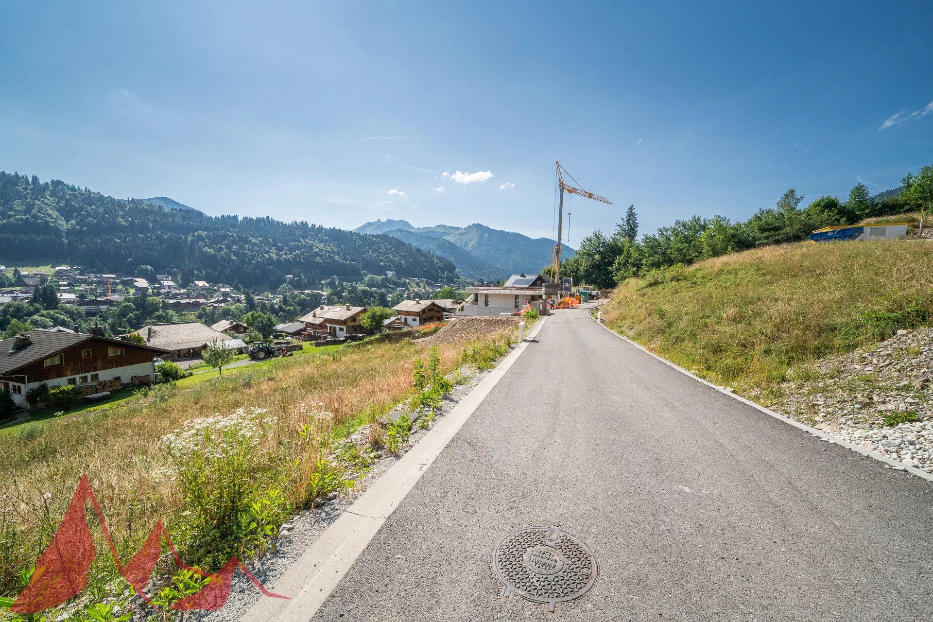 Land in Morzine, Haute-Savoie 12732944