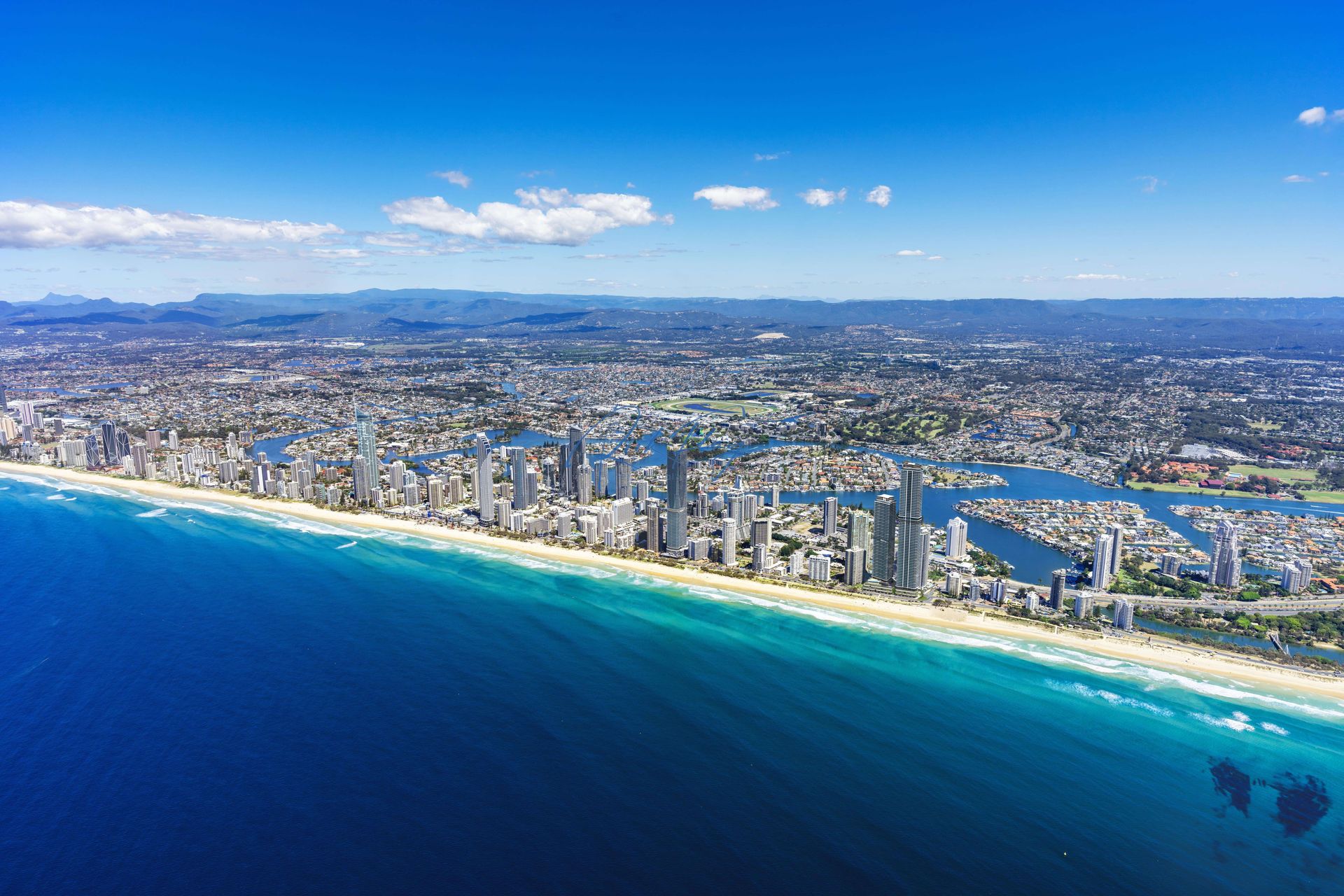 Condominium in Surfers Paradise, Queensland 12733162