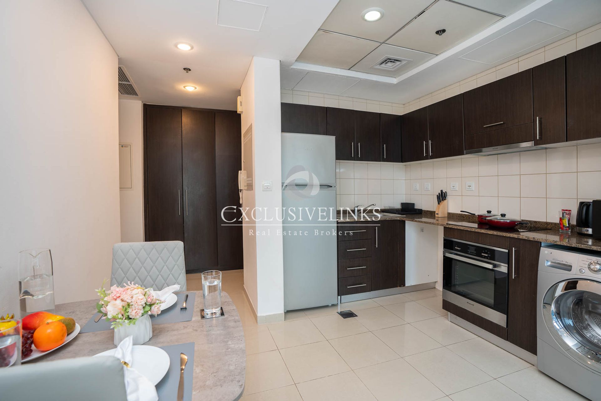 Condominium dans Dubai, Dubai 12733338