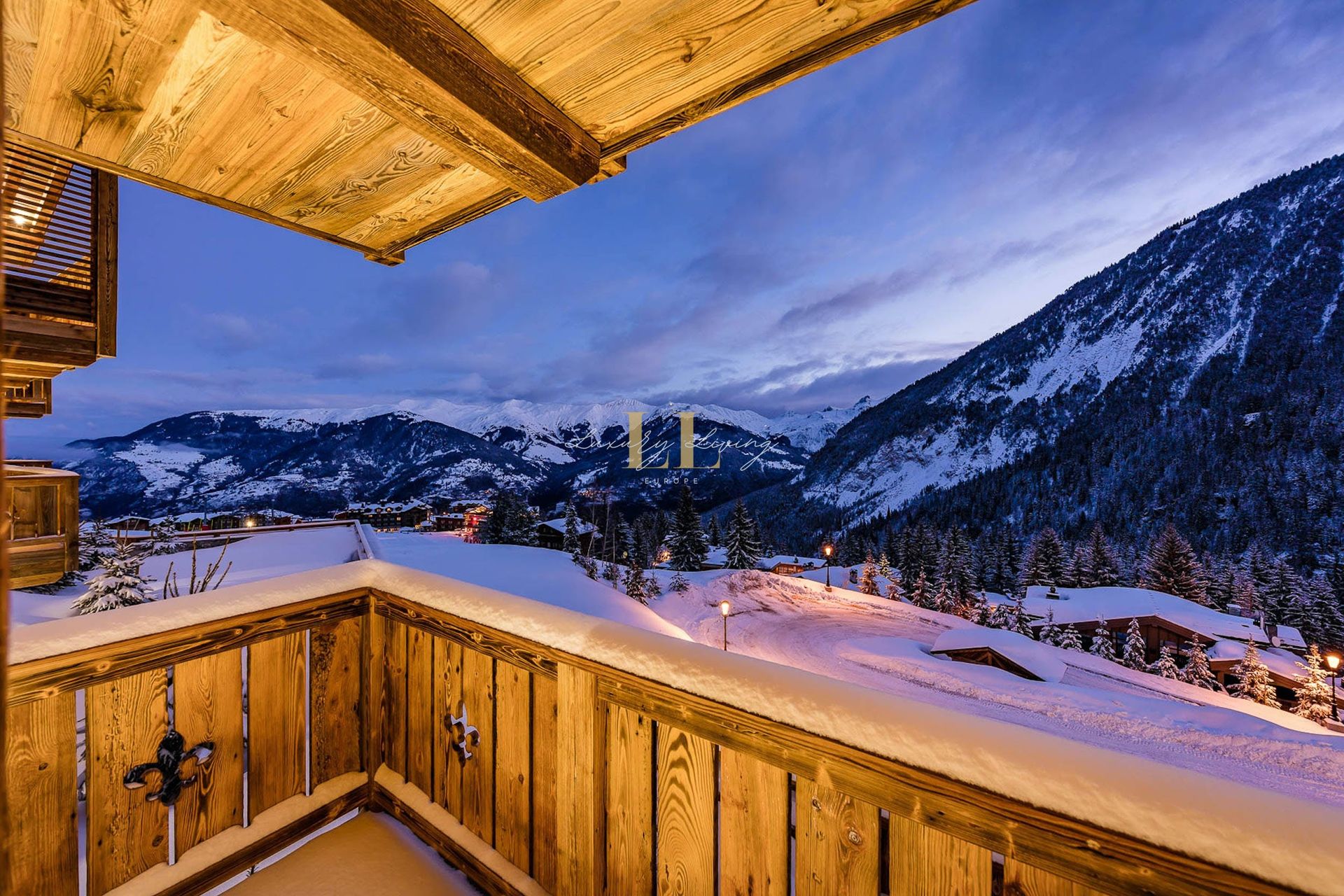 Hus i Courchevel, Auvergne-Rhône-Alpes 12734064