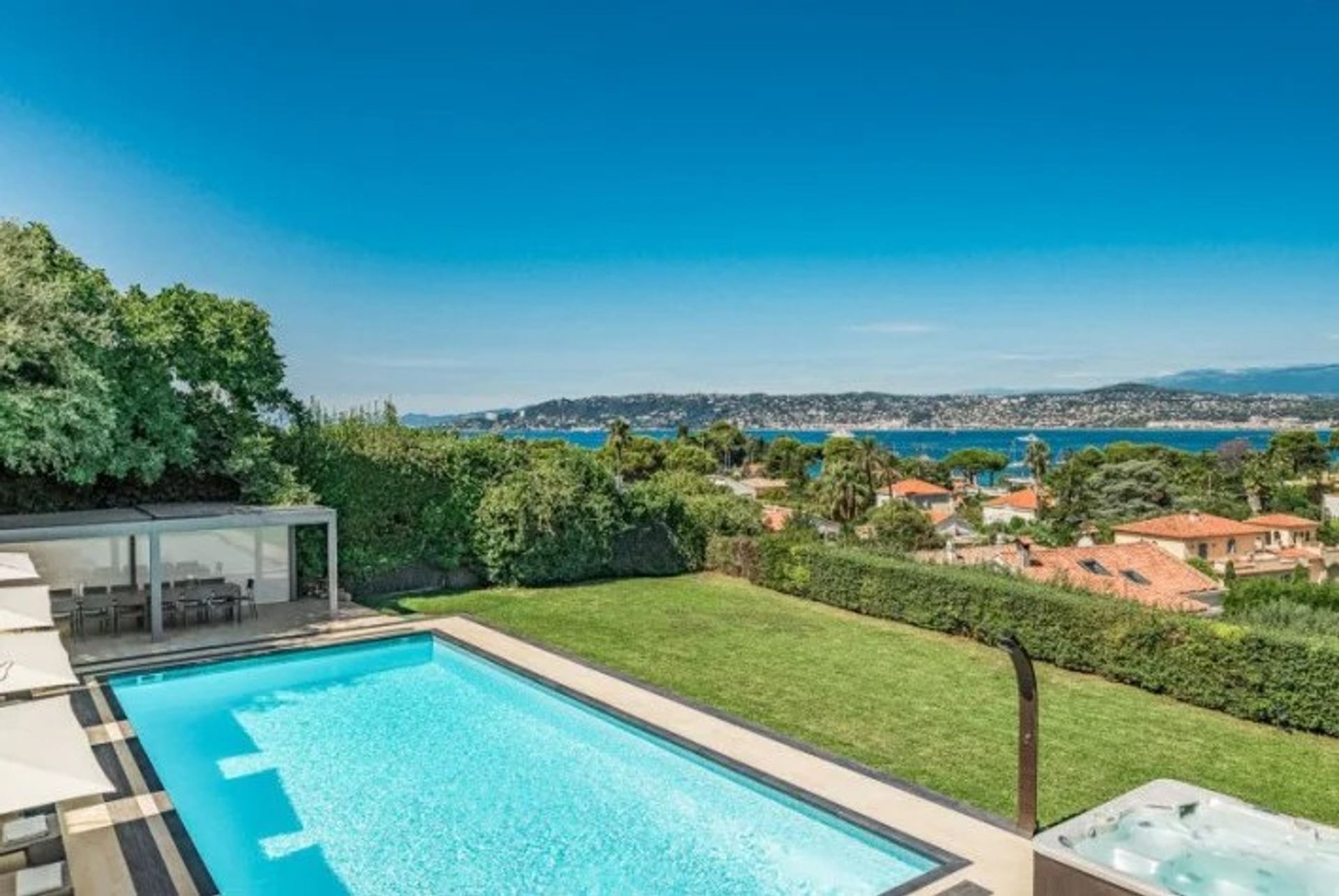 Haus im Antibes, Provence-Alpes-Côte d'Azur 12734080