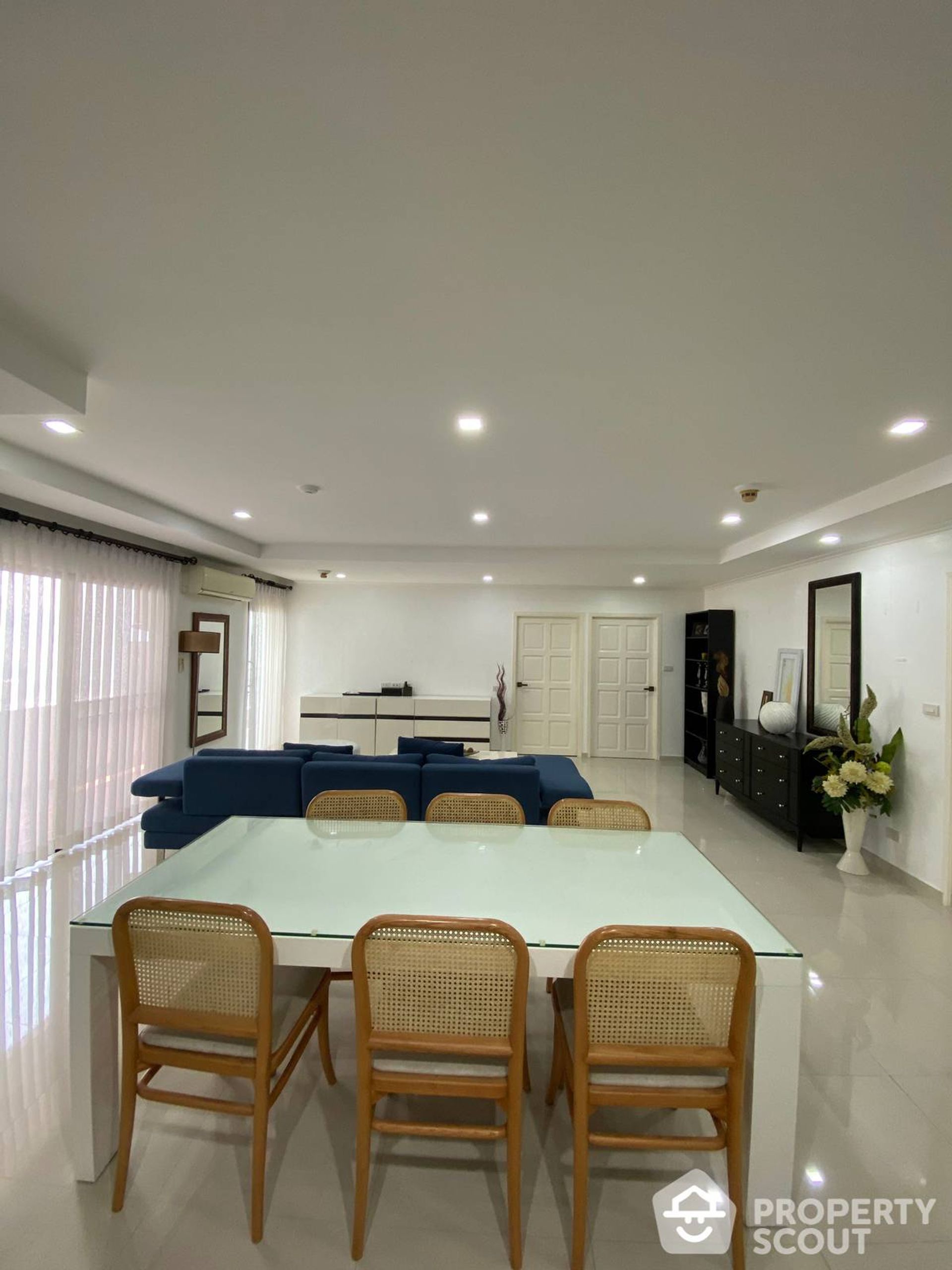 Condominio en Watthana, Krung Thep Maha Nakhon 12734224