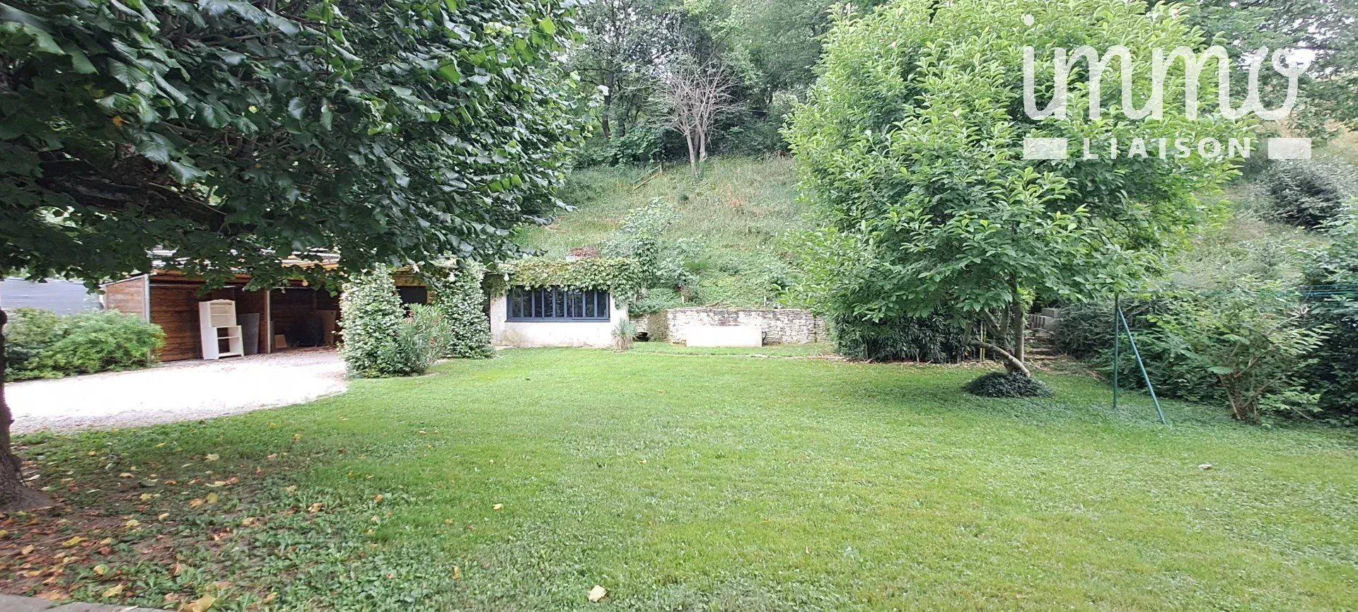 casa en La Tour-du-Pin, Auvergne-Rhone-Alpes 12734955