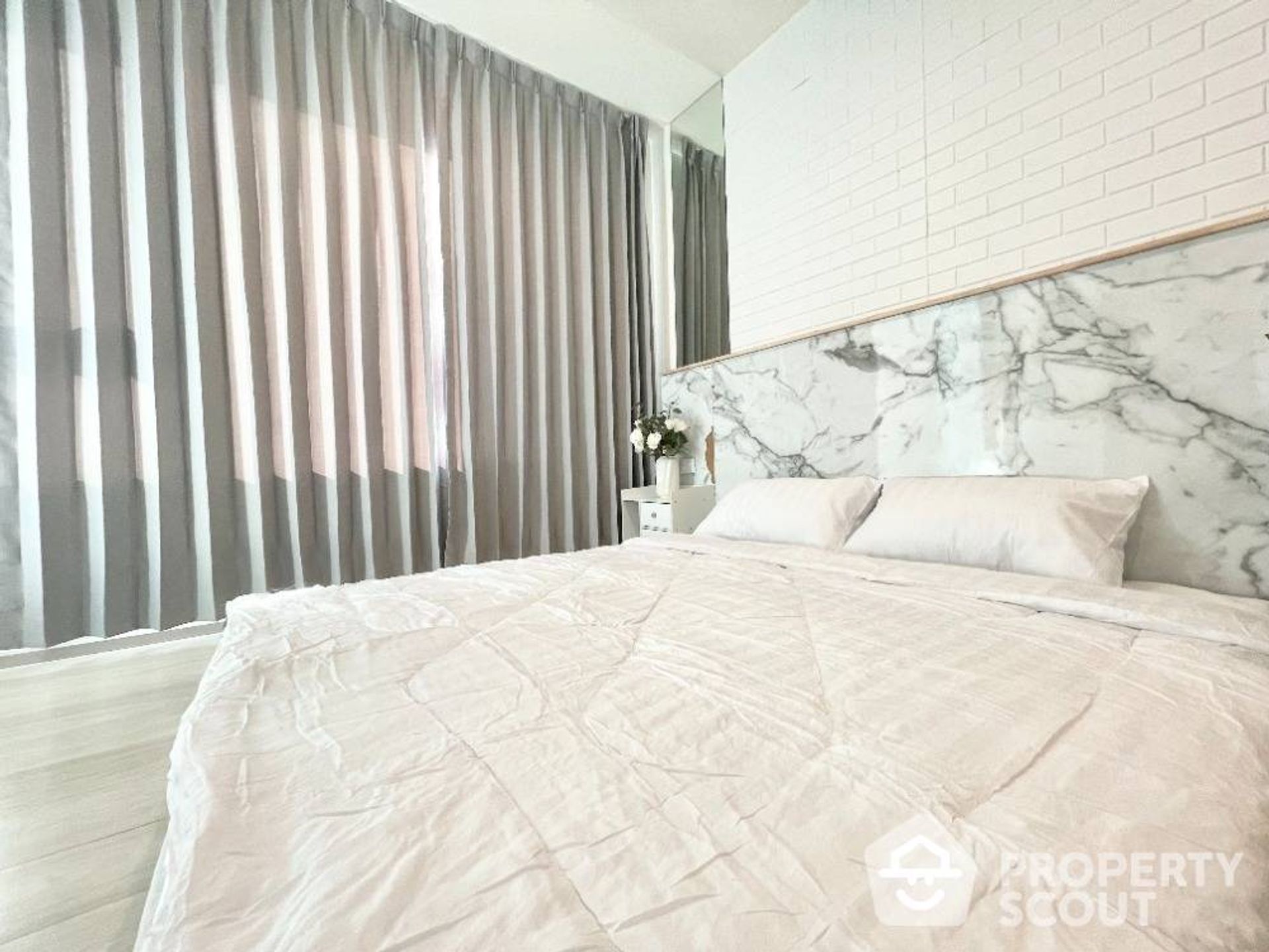 Condominio nel Ban Na canzone, Krung Thep Maha Nakhon 12735391