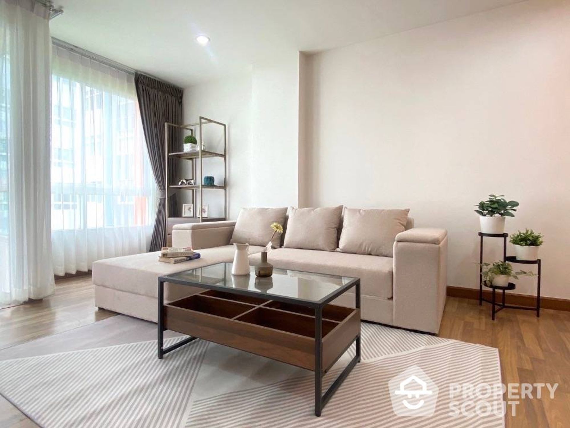 Condominium in Ban Na Song, Krung Thep Maha Nakhon 12736220