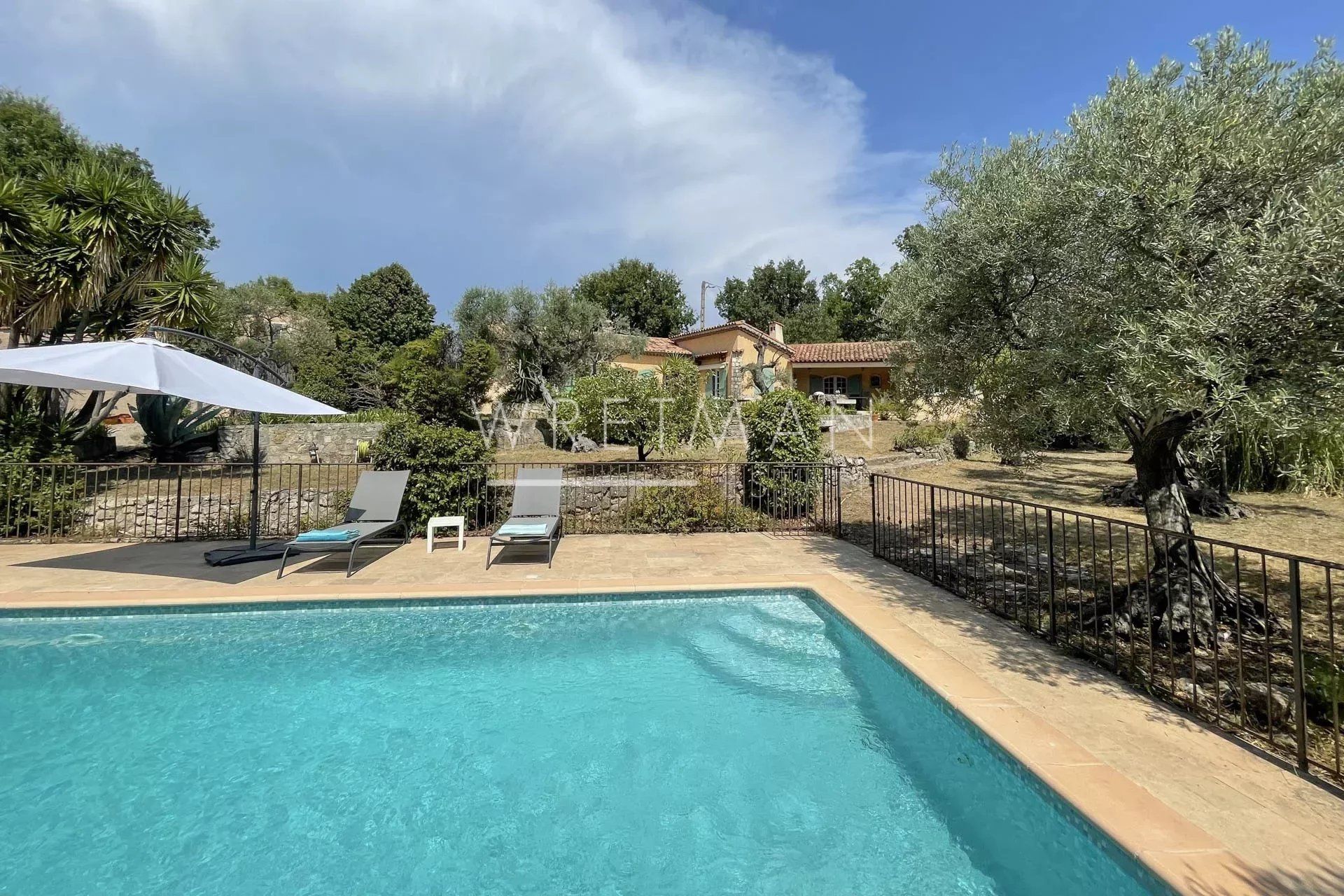 Rumah di Callian, Provence-Alpes-Cote d'Azur 12736392