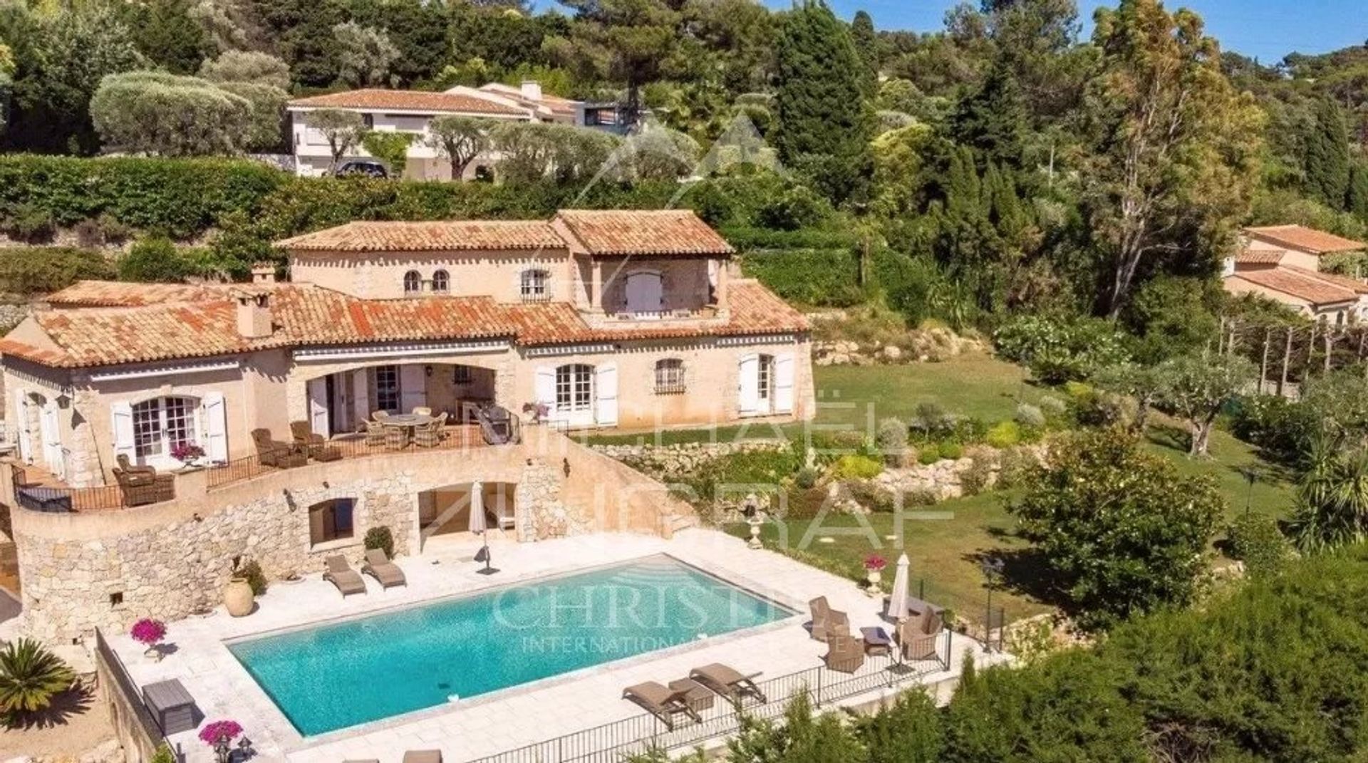 Residencial en Mougins, Alpes-Maritimes 12737063