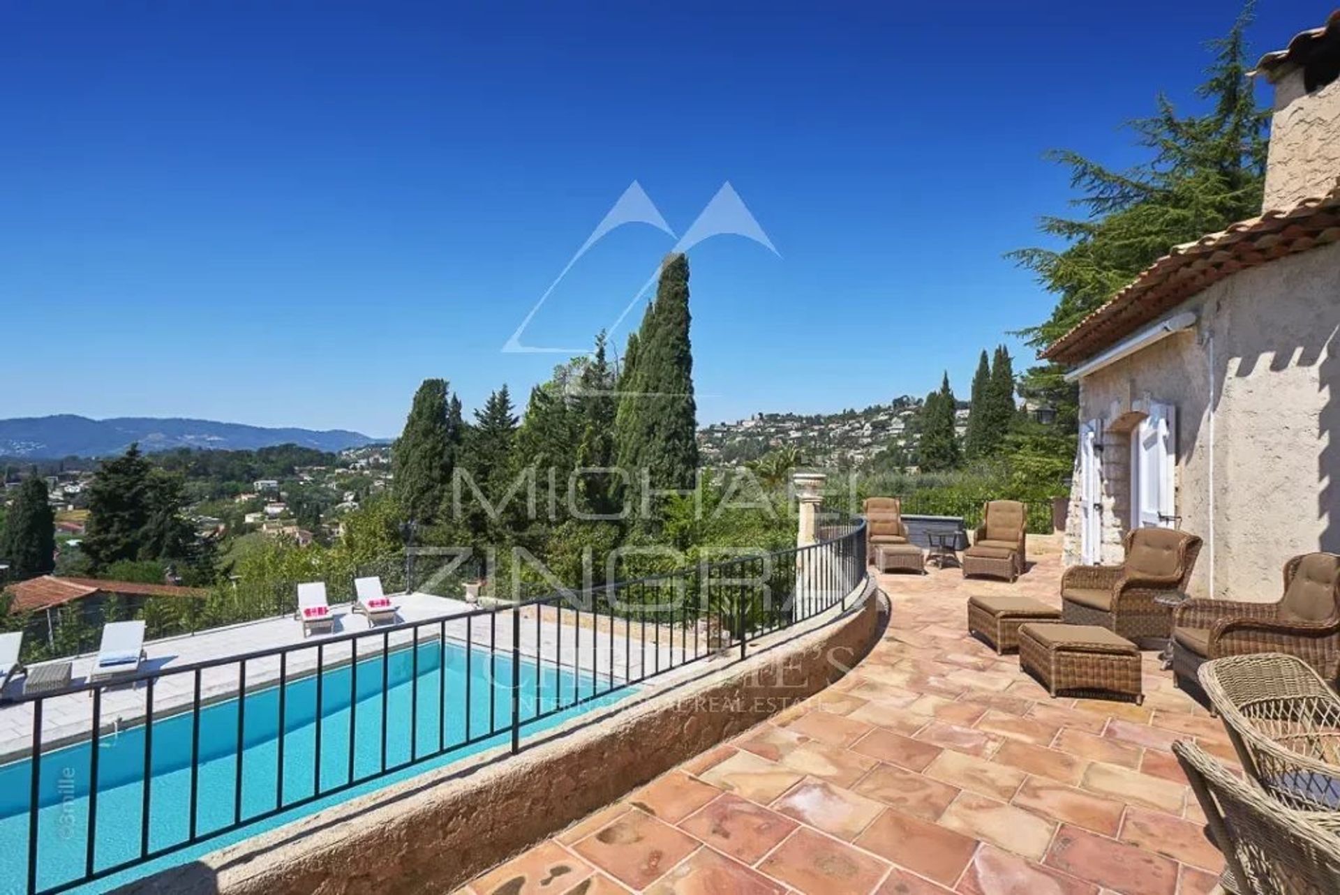 Haus im Mougins, Alpes-Maritimes 12737063