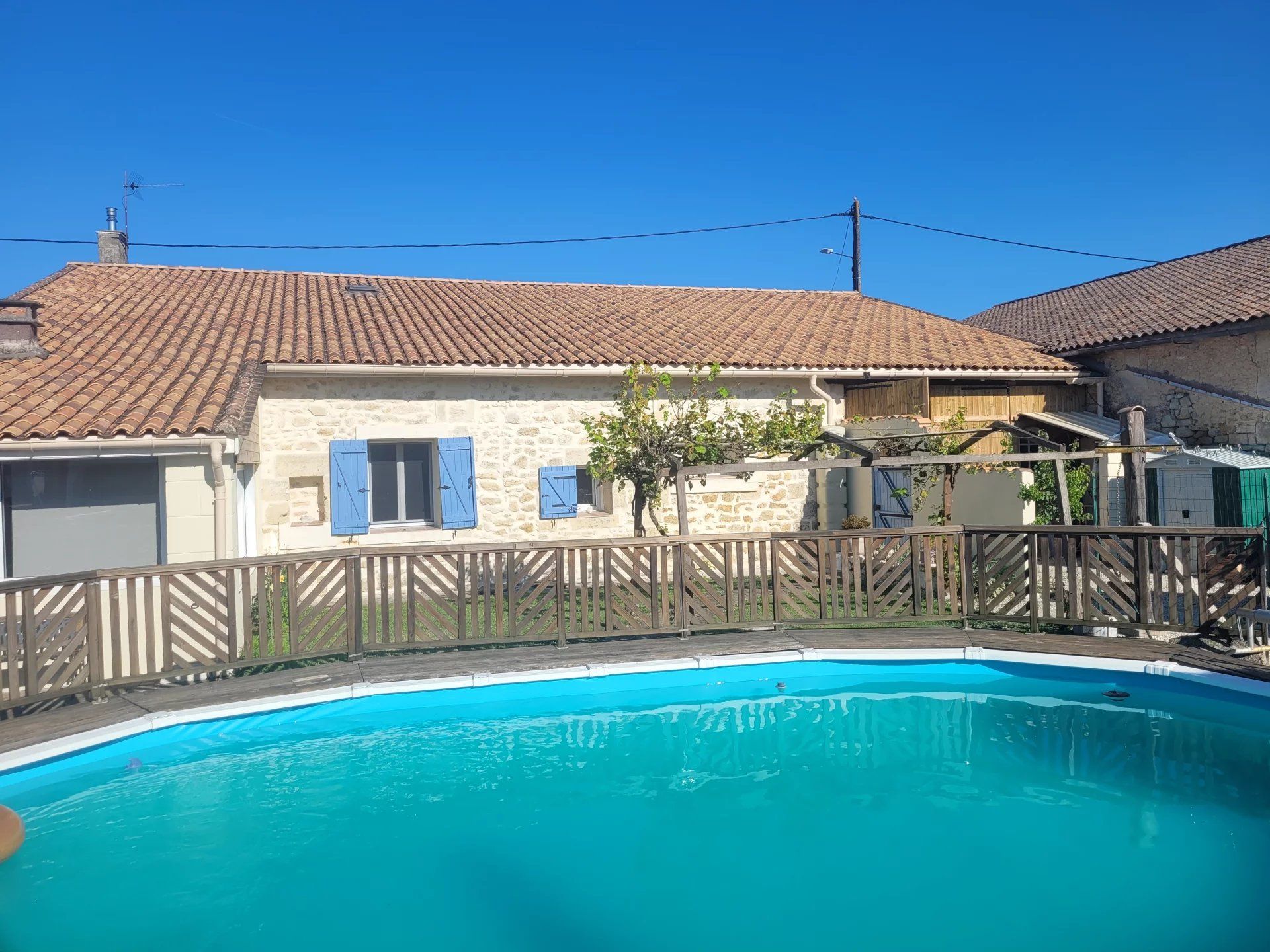 residencial no Saint-Genès-de-Fronsac, Gironde 12737081