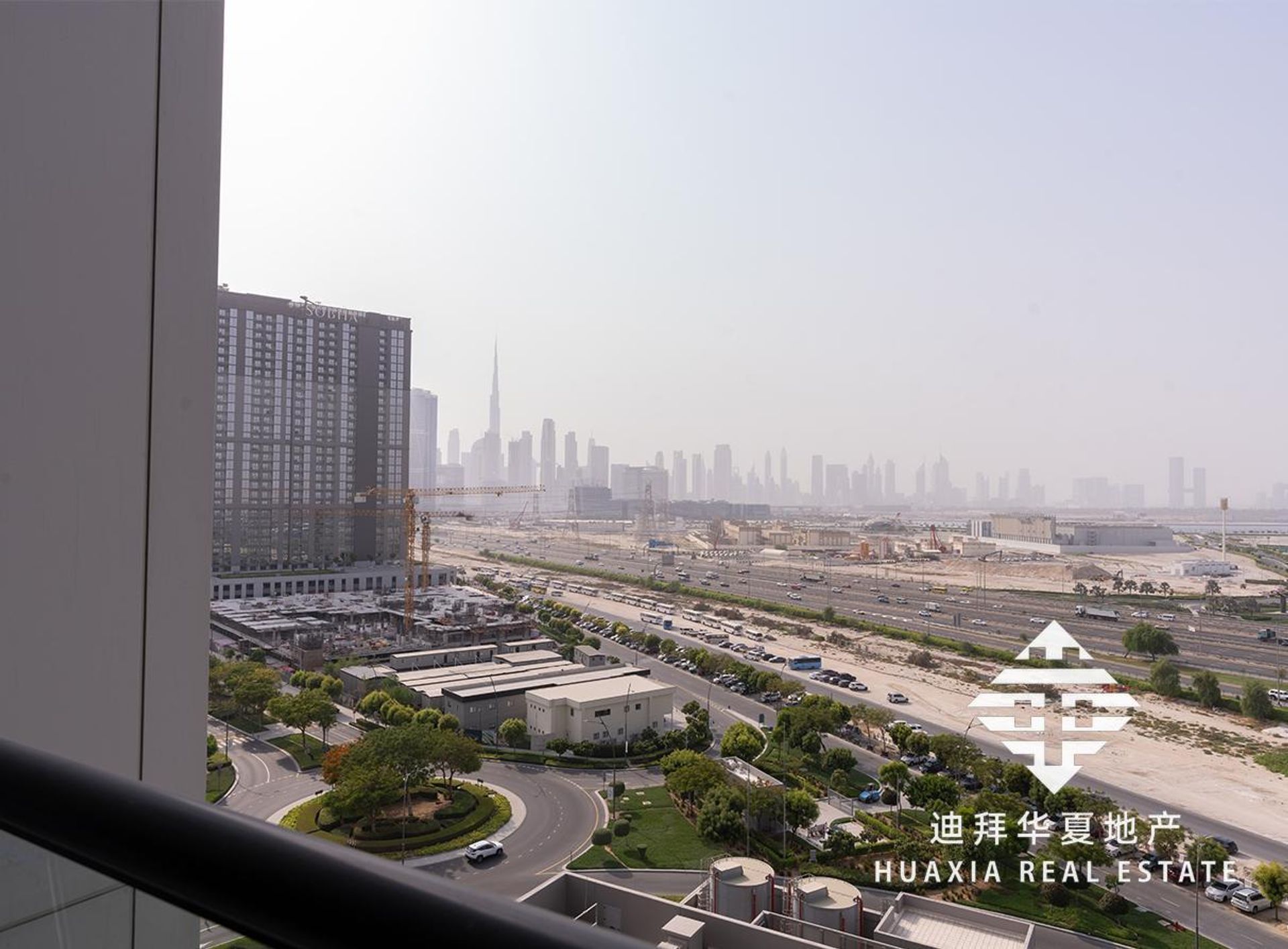 Condominium in Dubai, Dubai 12737261