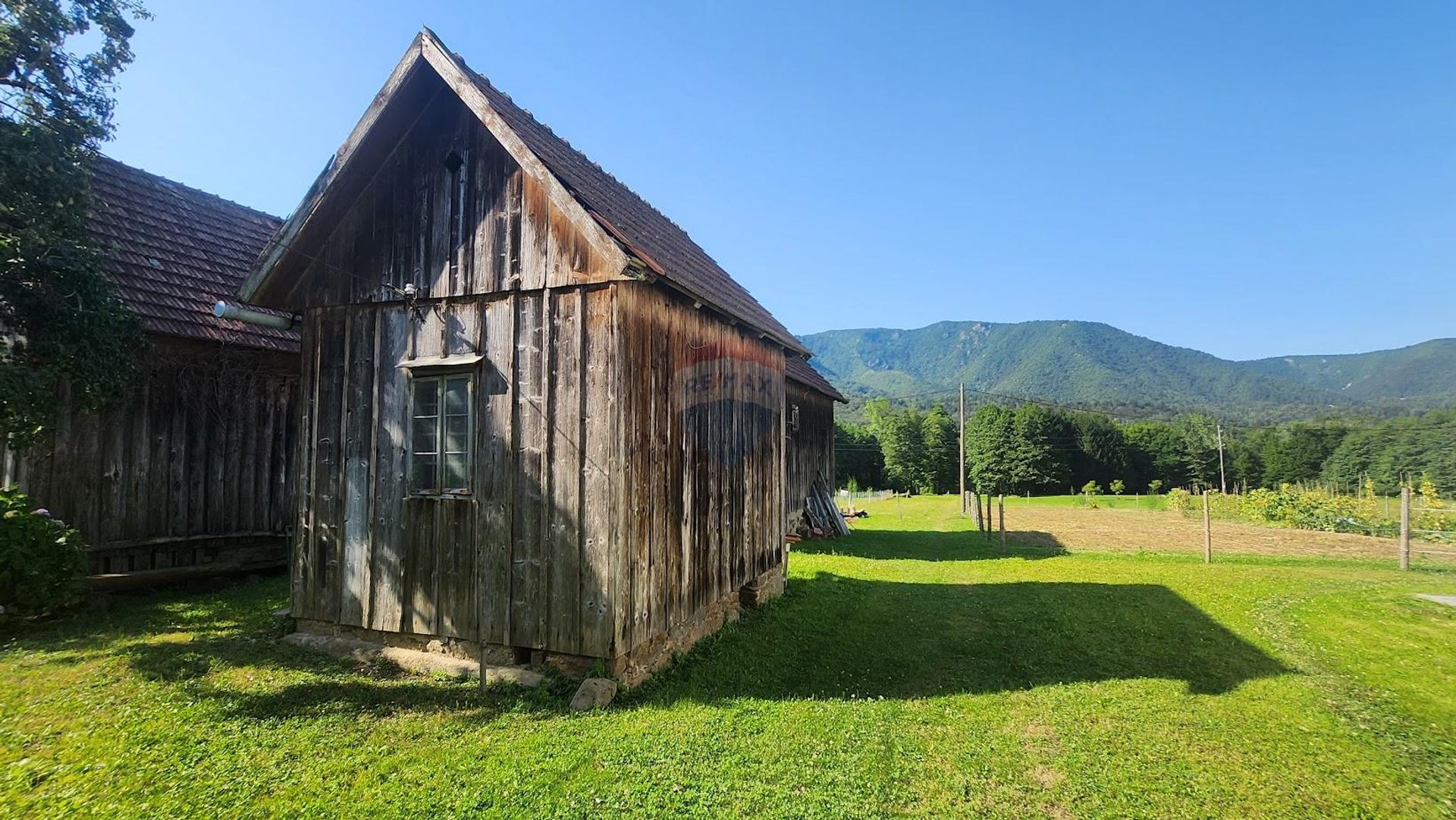 Hus i Brod Na Kupi, Primorsko-goranska županija 12737684