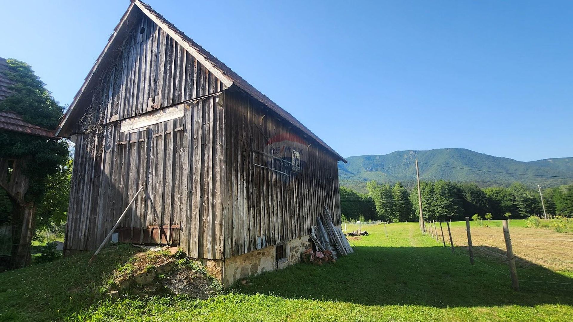 Huis in Brod Na Kupi, Primorsko-goranska županija 12737684