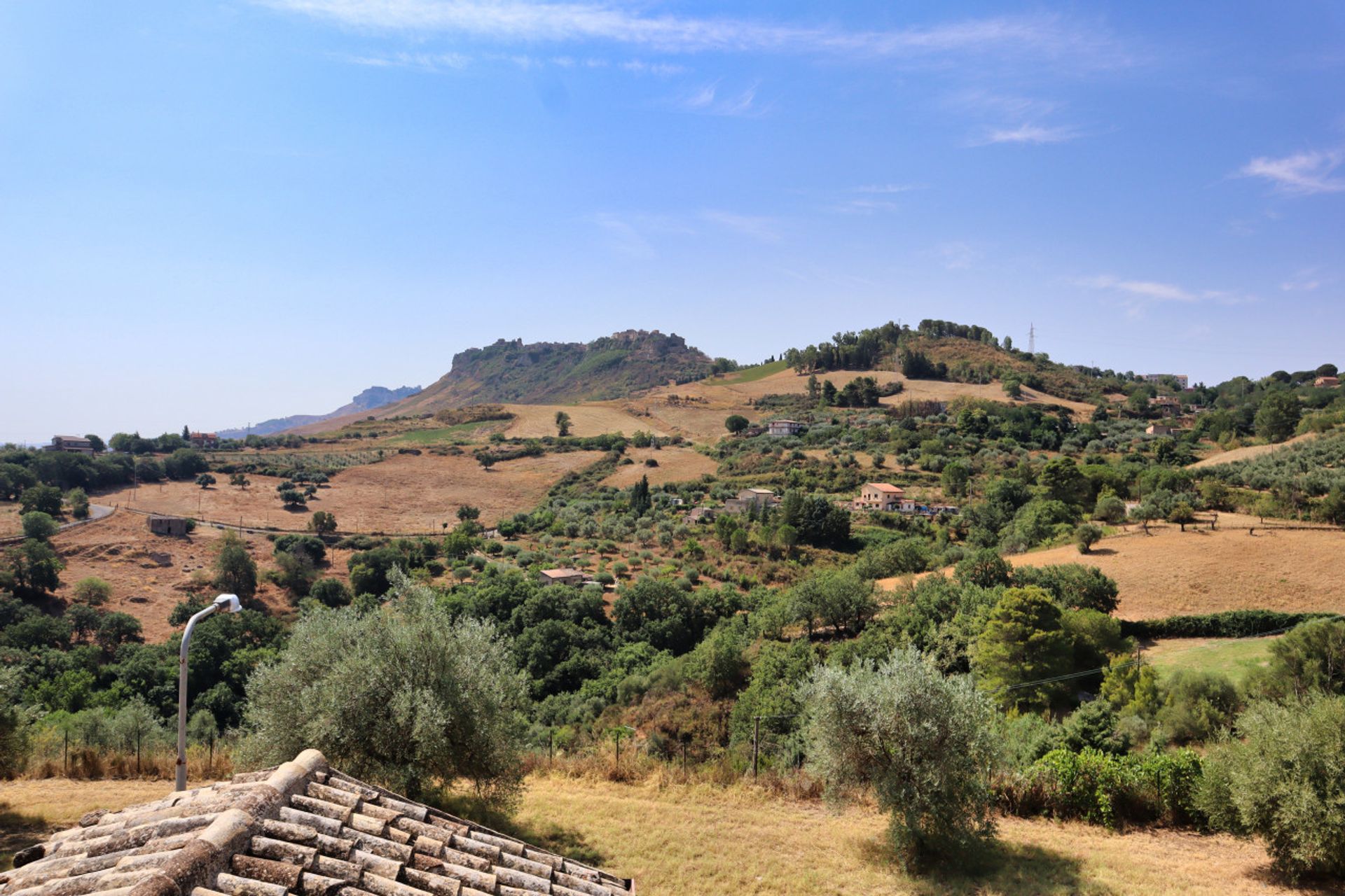 casa en , Sicilia 12738130