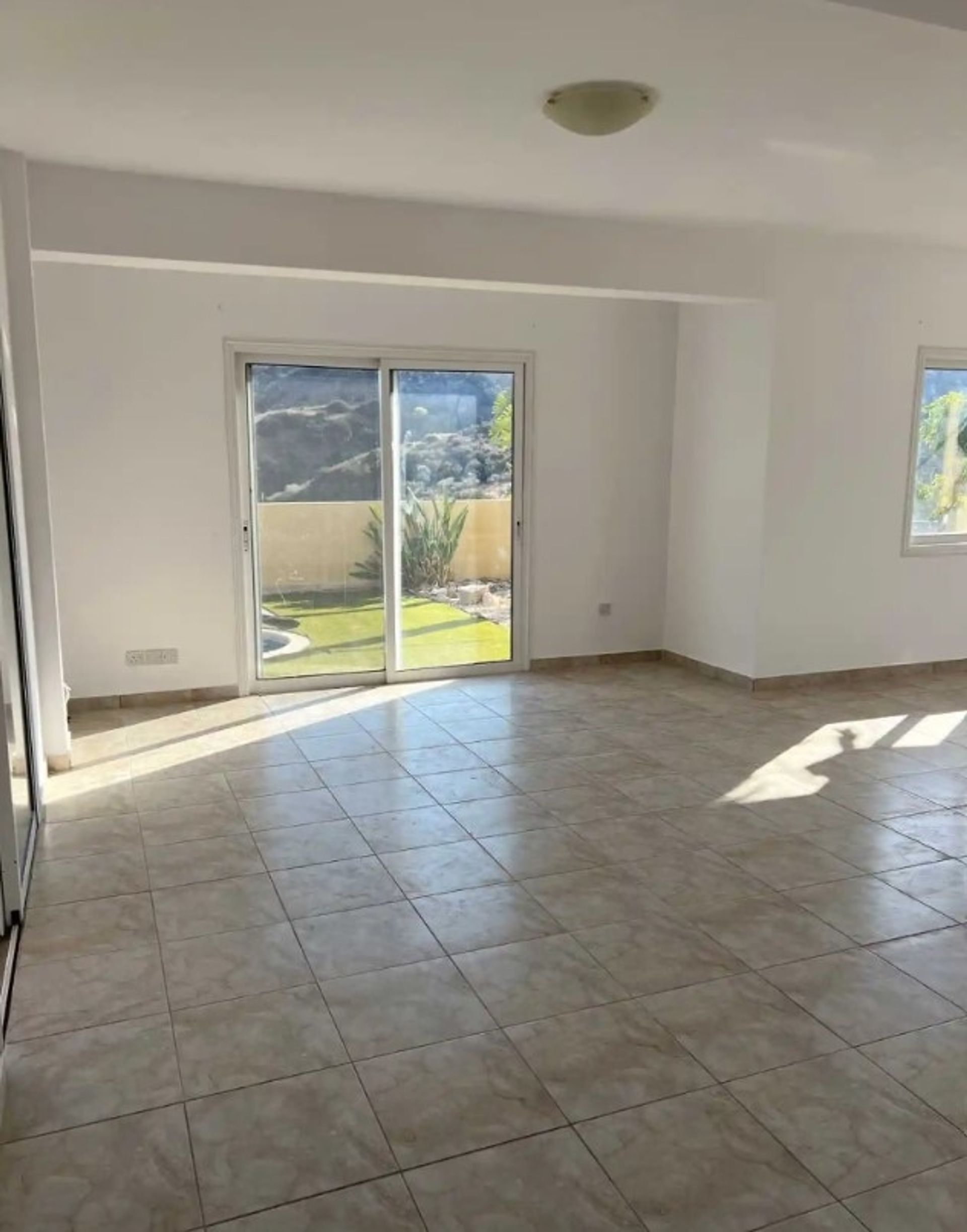 Hus i Pissouri, Limassol 12738576