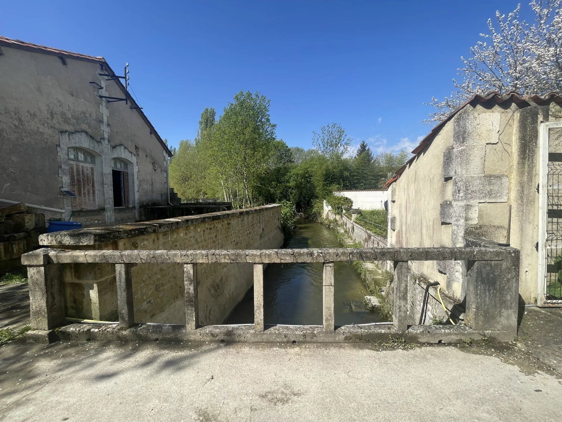 rumah dalam Blanzac Porcheresse, Charente 12738893