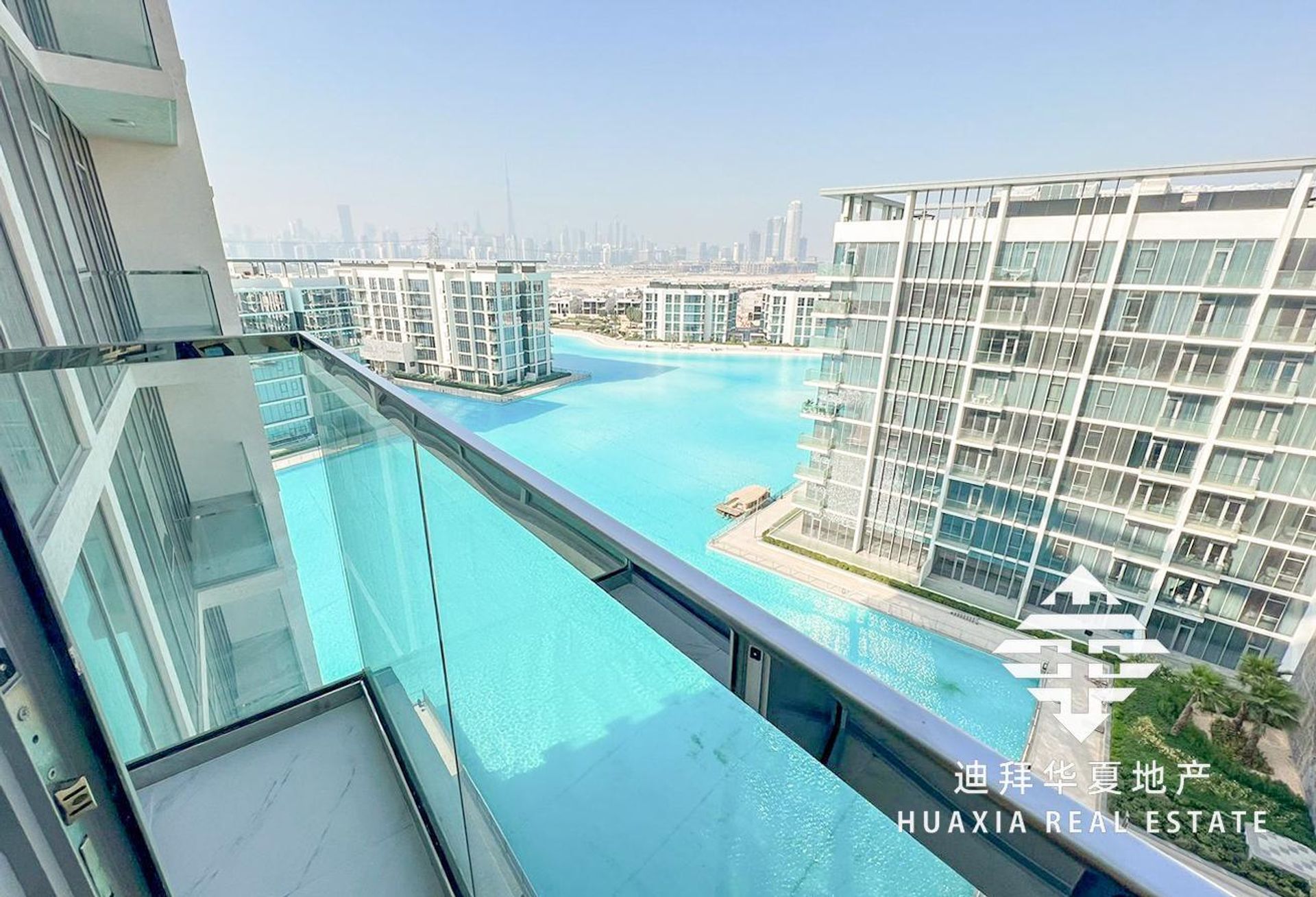 Condominium in Dubai, Dubai 12739953