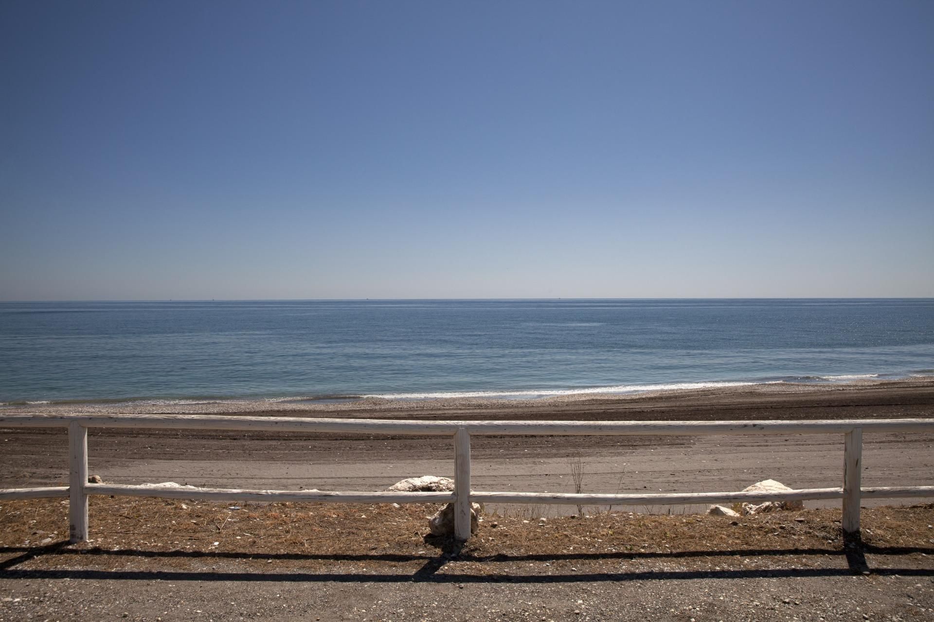 房子 在 Torrox Costa, Andalucía 12740320