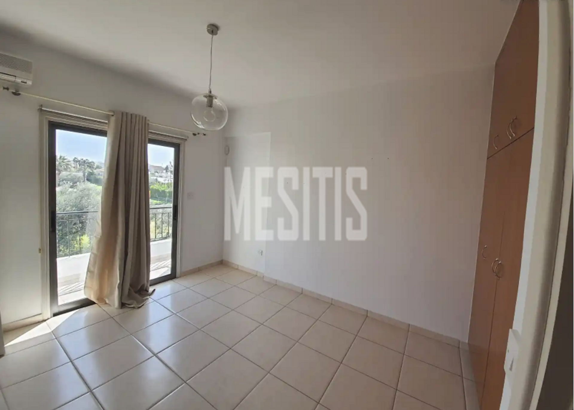 Condominio en Latsia, Nicosia 12740607