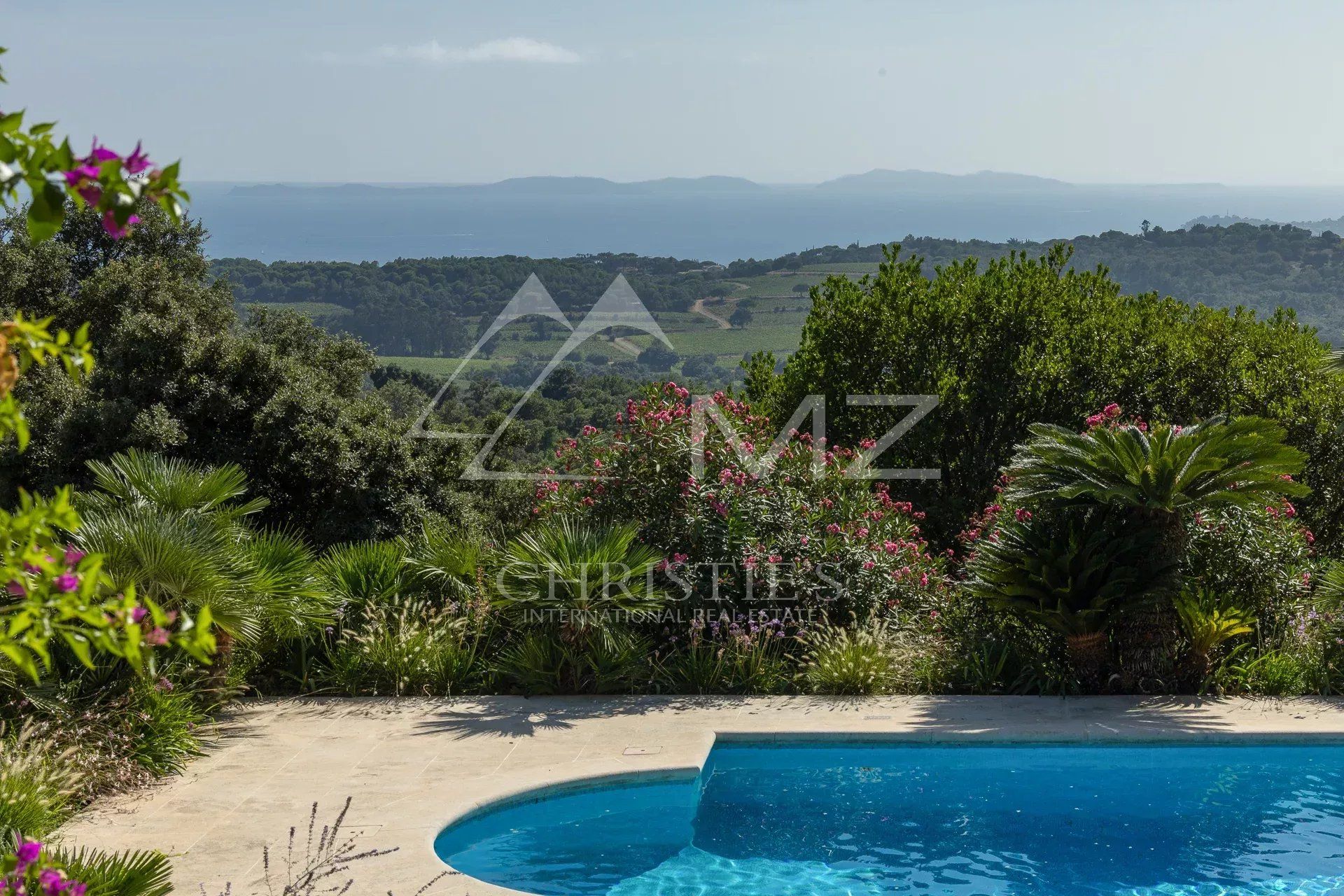 Dom w Gassin, Provence-Alpes-Cote d'Azur 12741367