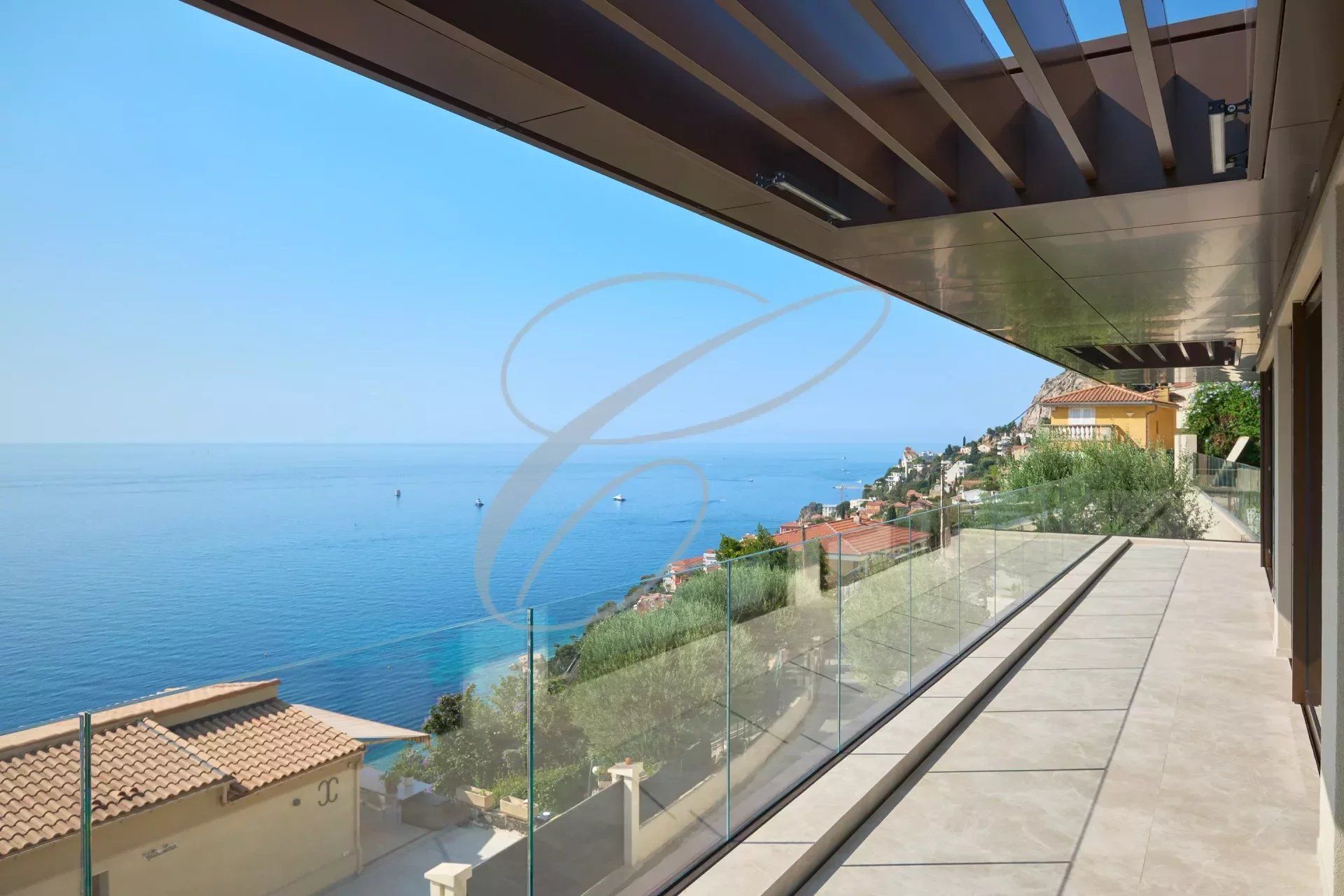 casa en Roquebrune, Provenza-Alpes-Costa Azul 12741386