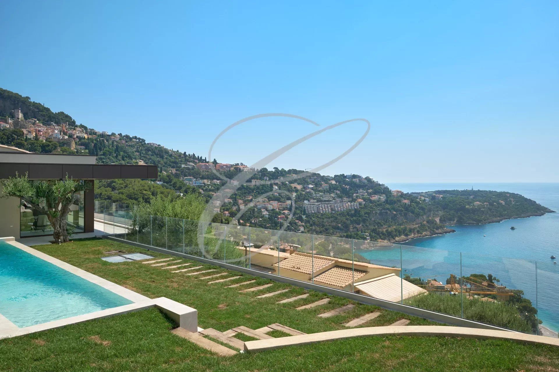 Residencial en Roquebrune-Cap-Martin, Alpes-Maritimes 12741386