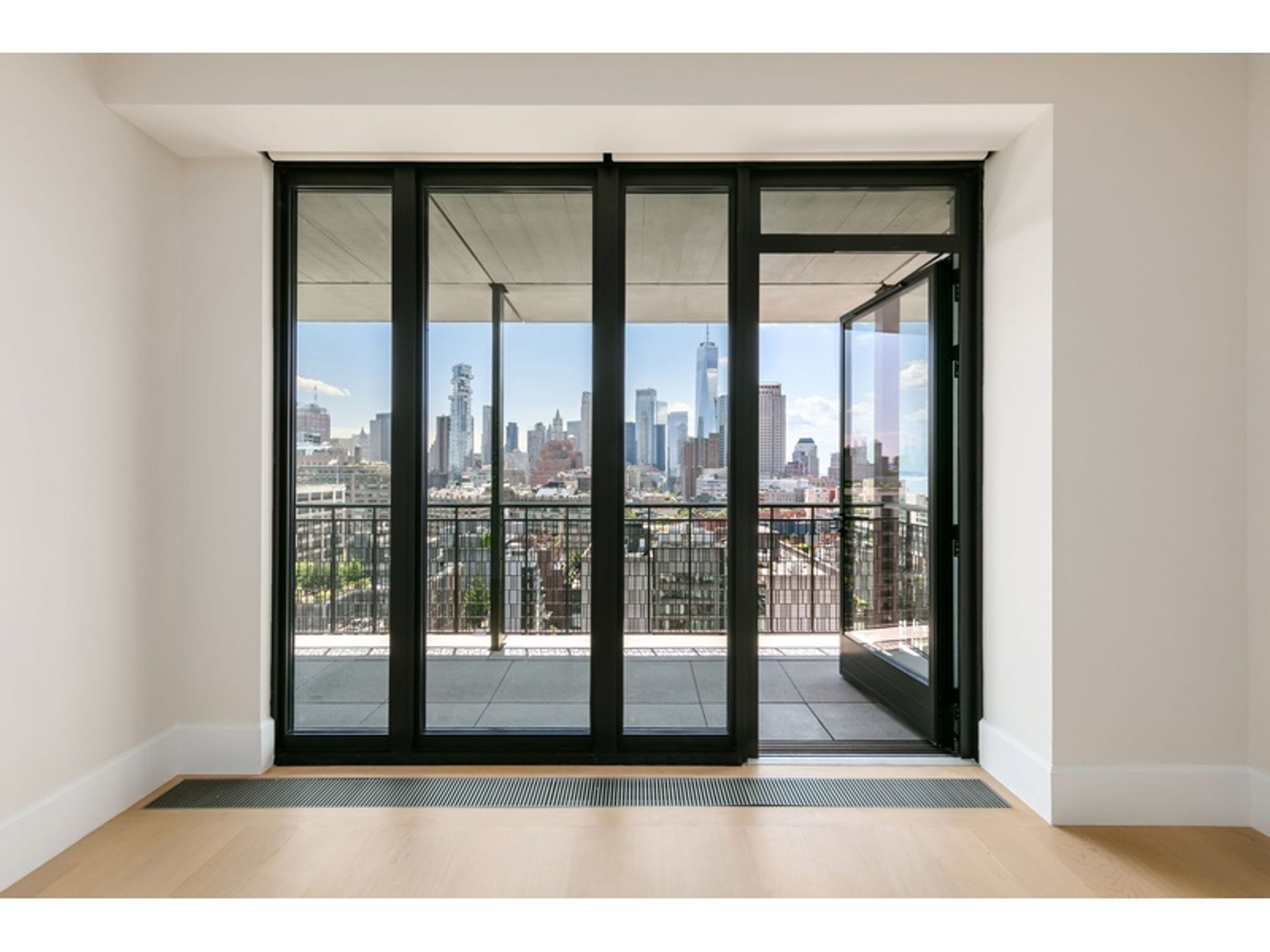 Condominium in New York, New York 12741505