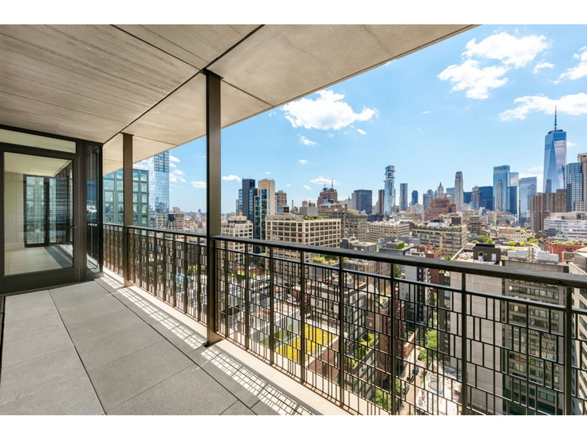 Condominium in New York, New York 12741505