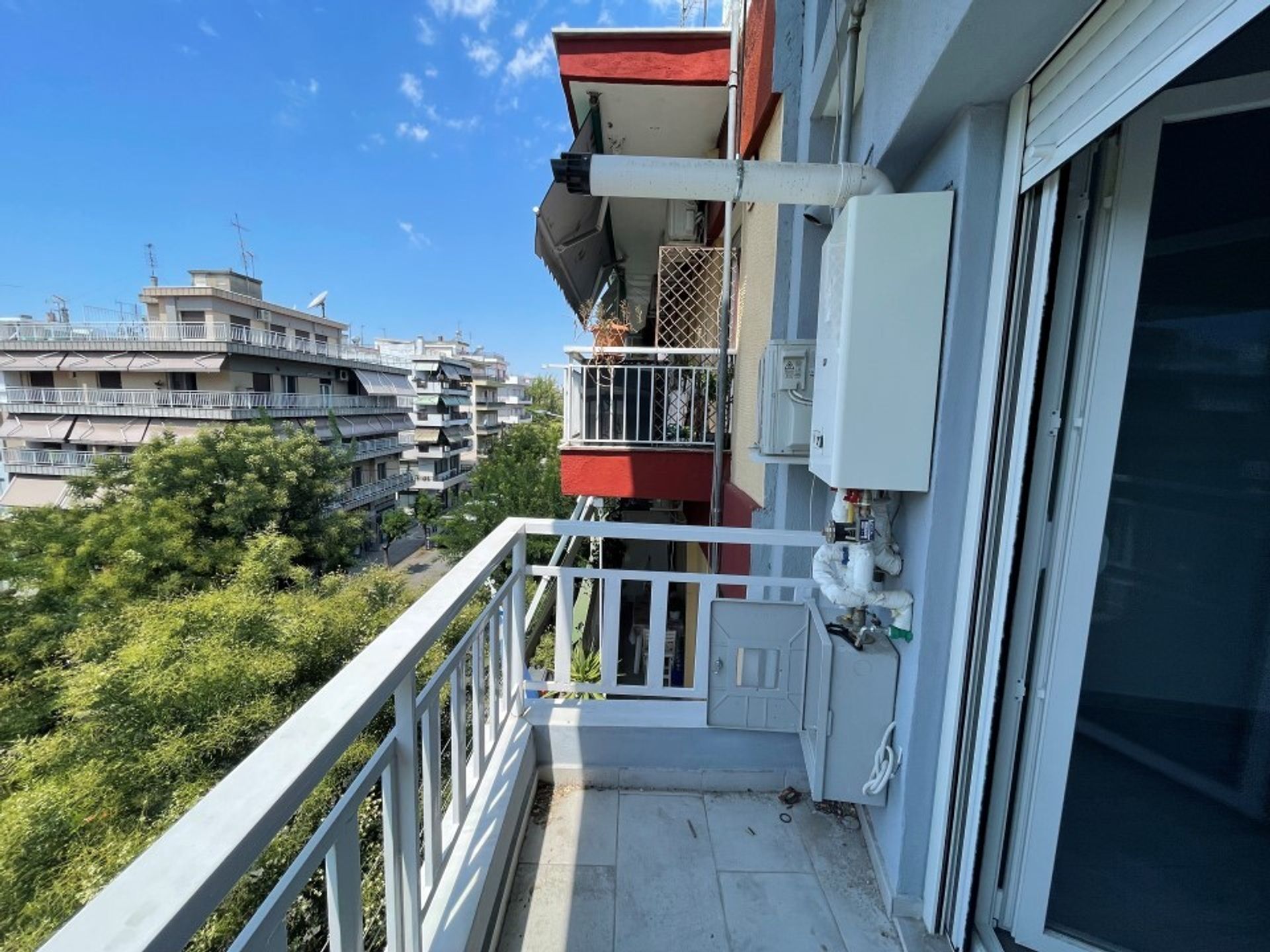 Condominio en Thessaloniki,  12741533