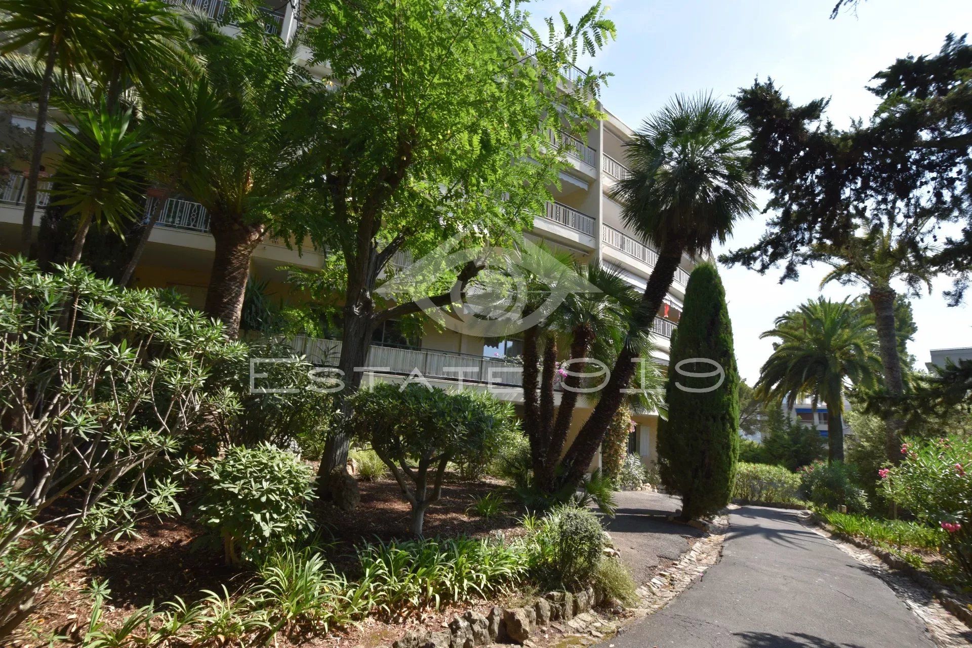 Residencial en Le Cannet, Alpes-Maritimes 12742023