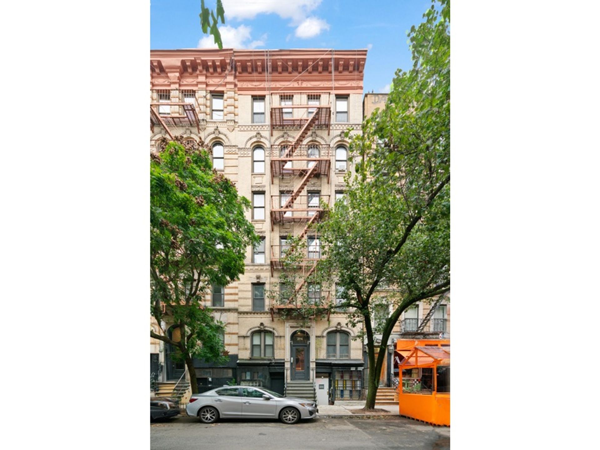 Condominium in New York, New York 12742434