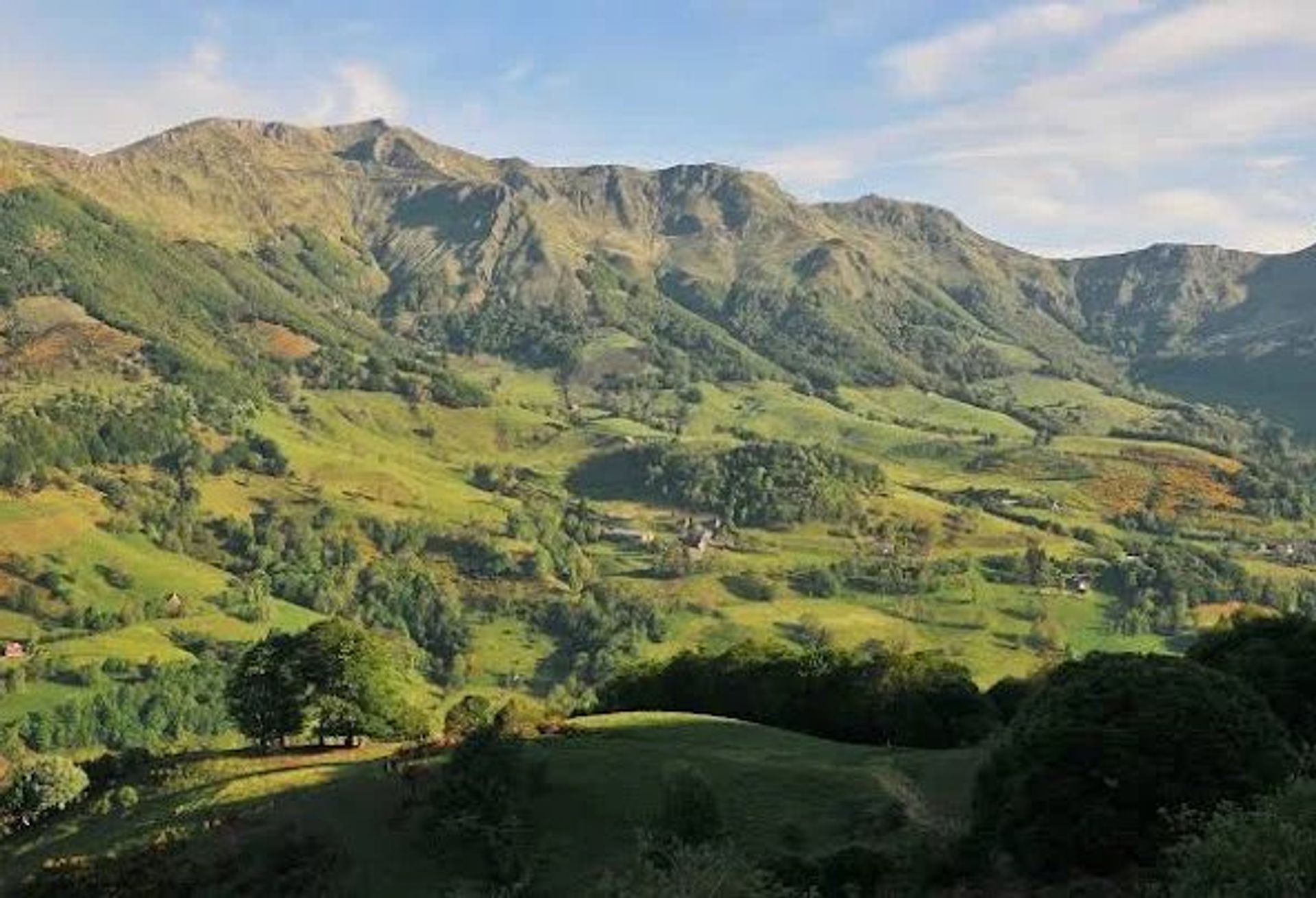 Outro no Aurillac, Auvérnia-Ródano-Alpes 12742704