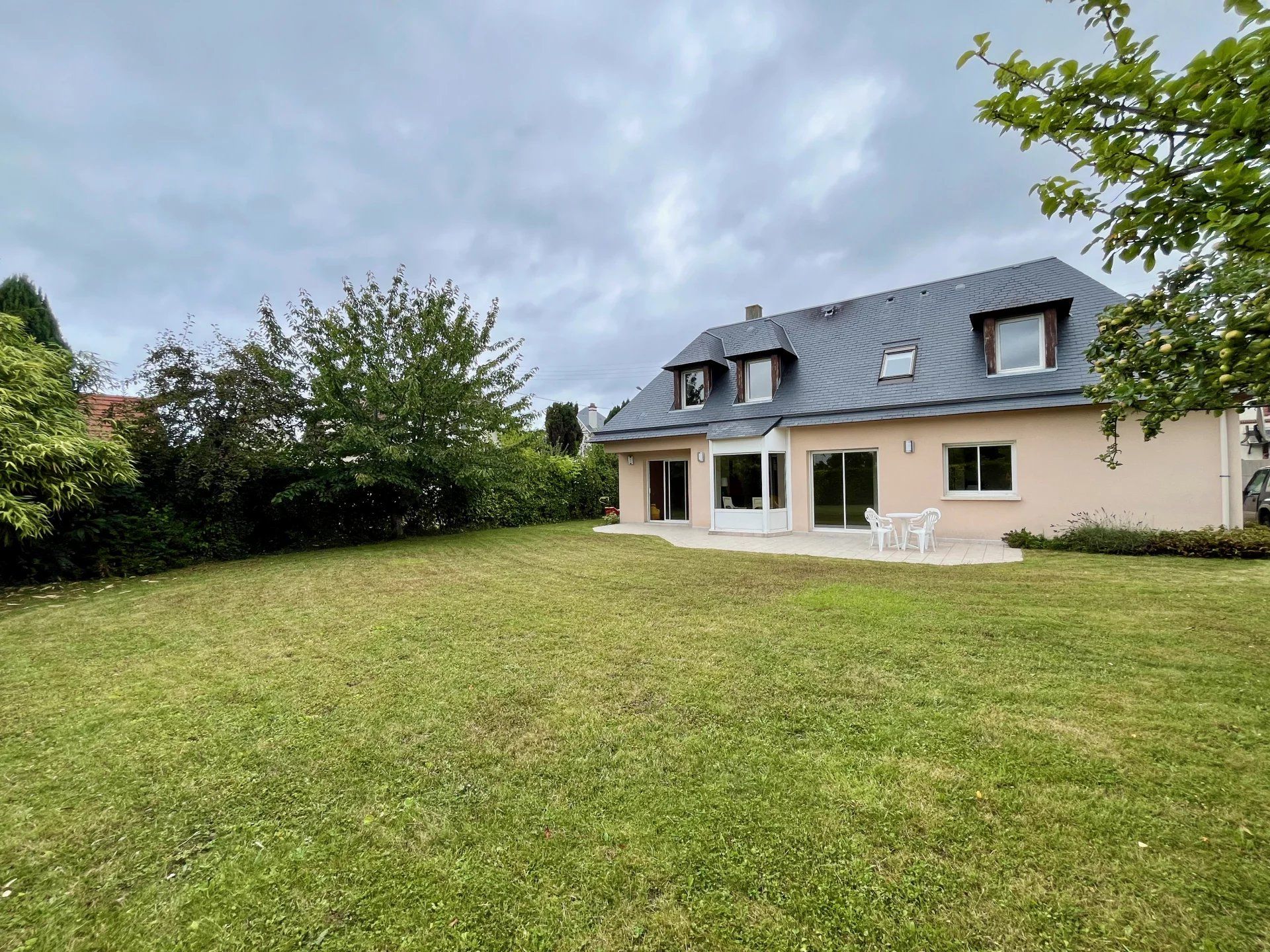 Hus i Houlgate, Normandie 12743279