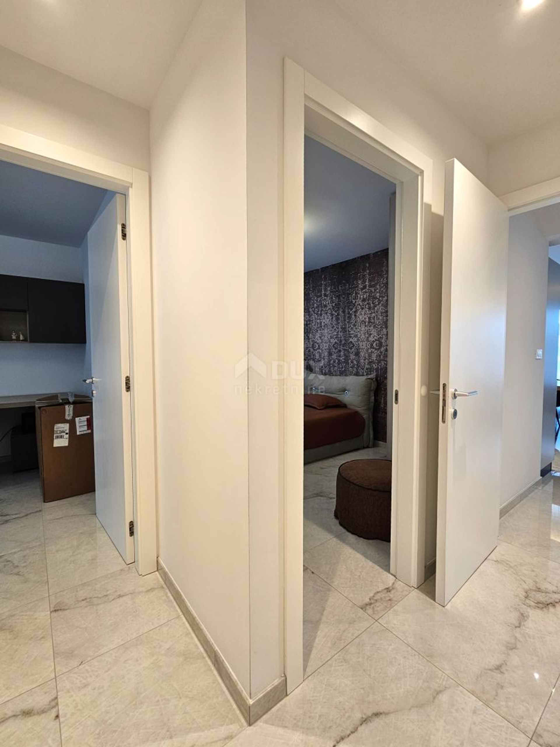 Condominium dans Rovinj, Istria County 12743416