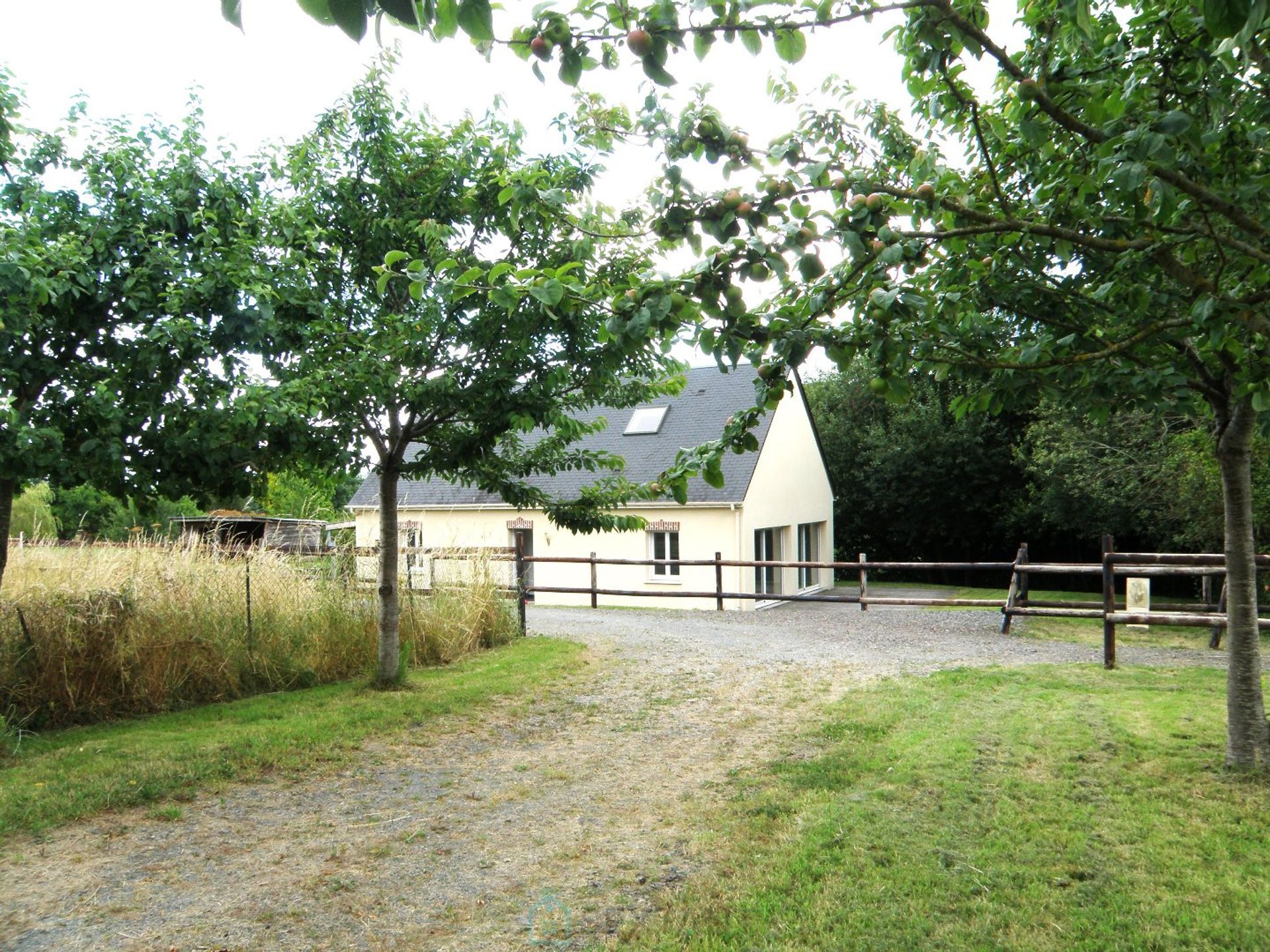 Huis in La Riviere-Saint-Sauveur, Normandië 12743667