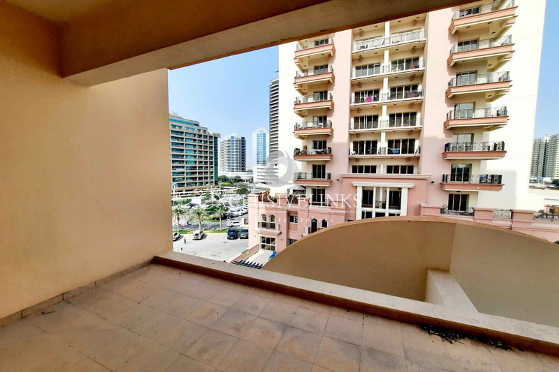 Condominium in Dubai, Dubai 12744066