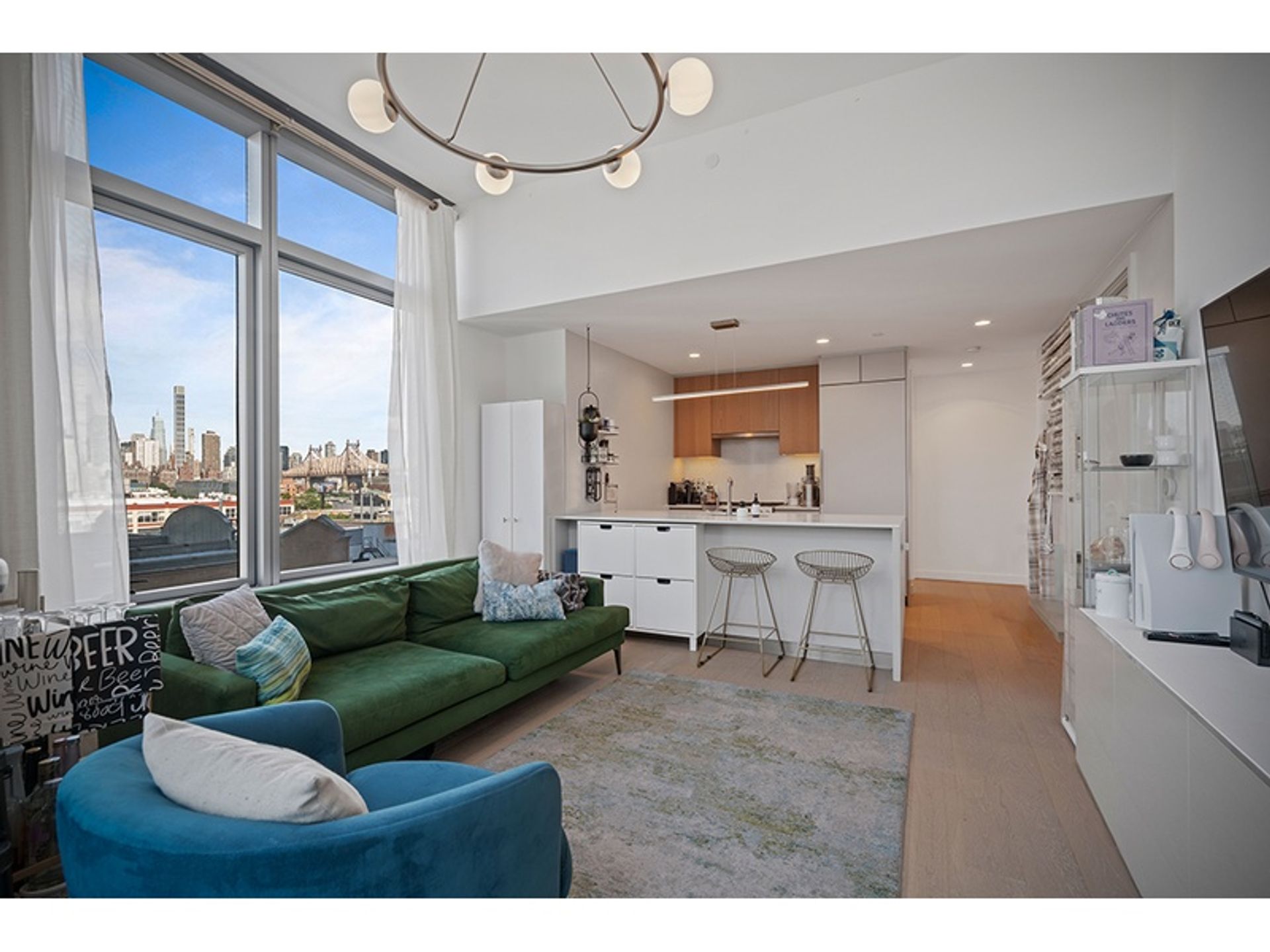 Condominium in , New York 12745360