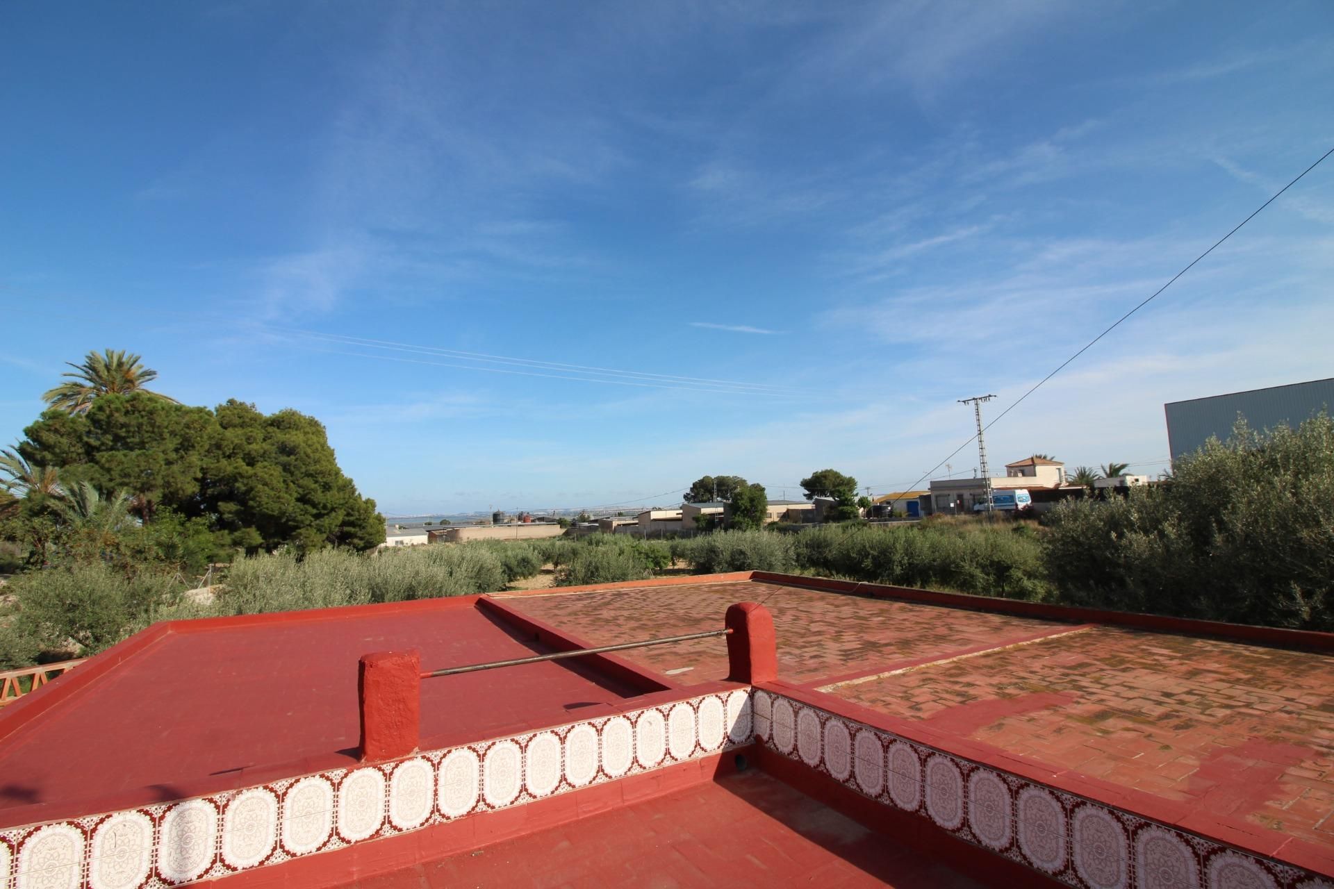 House in Polígon Industrial Catxapets, Comunidad Valenciana 12745795