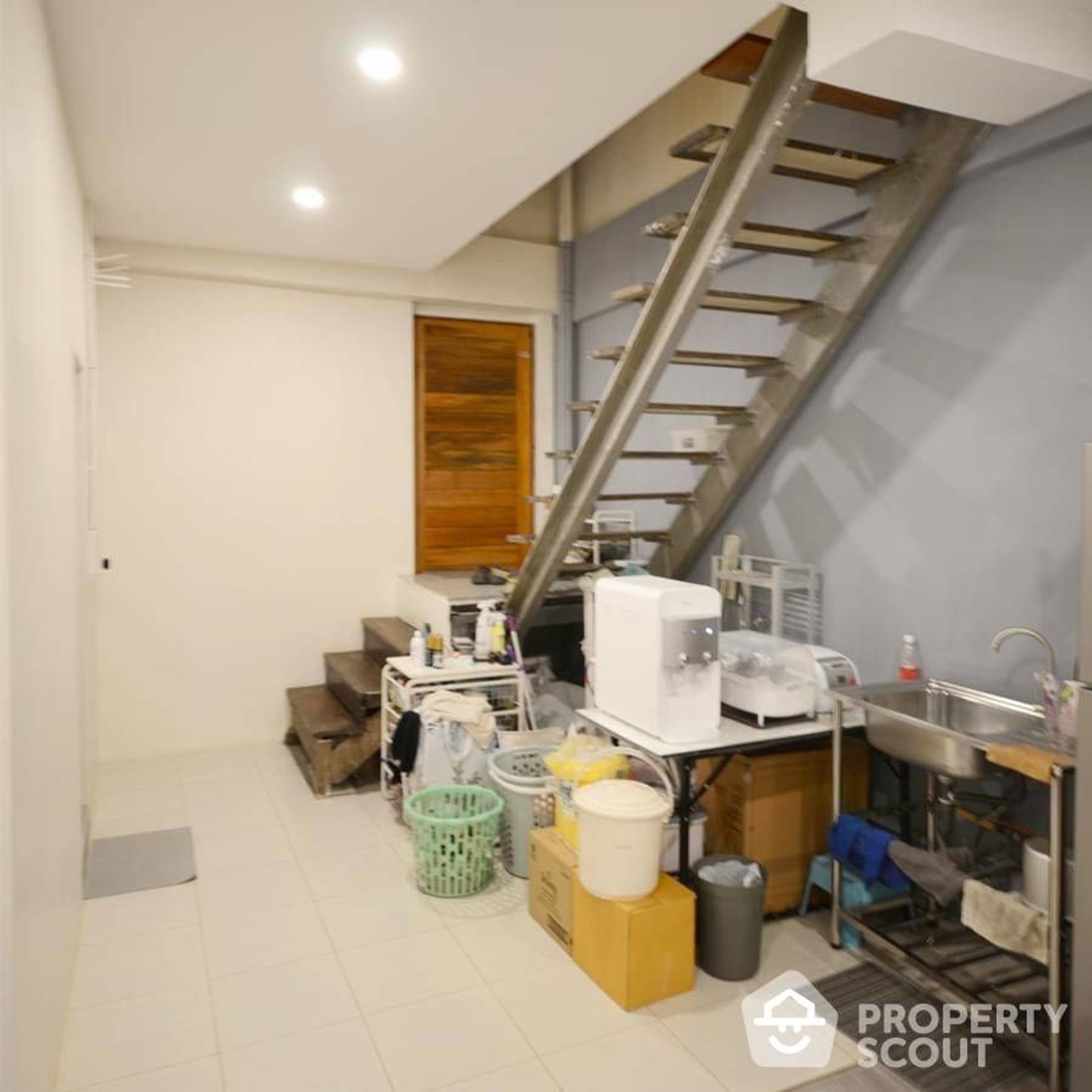 Hus i Ban Na sang, Krung Thep Maha Nakhon 12746112