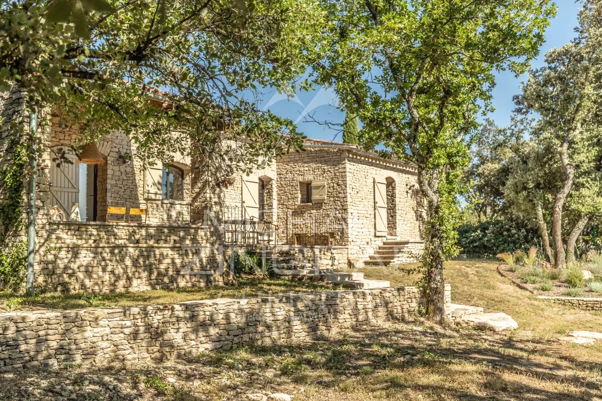 Huis in Gordes, Vaucluse 12747032