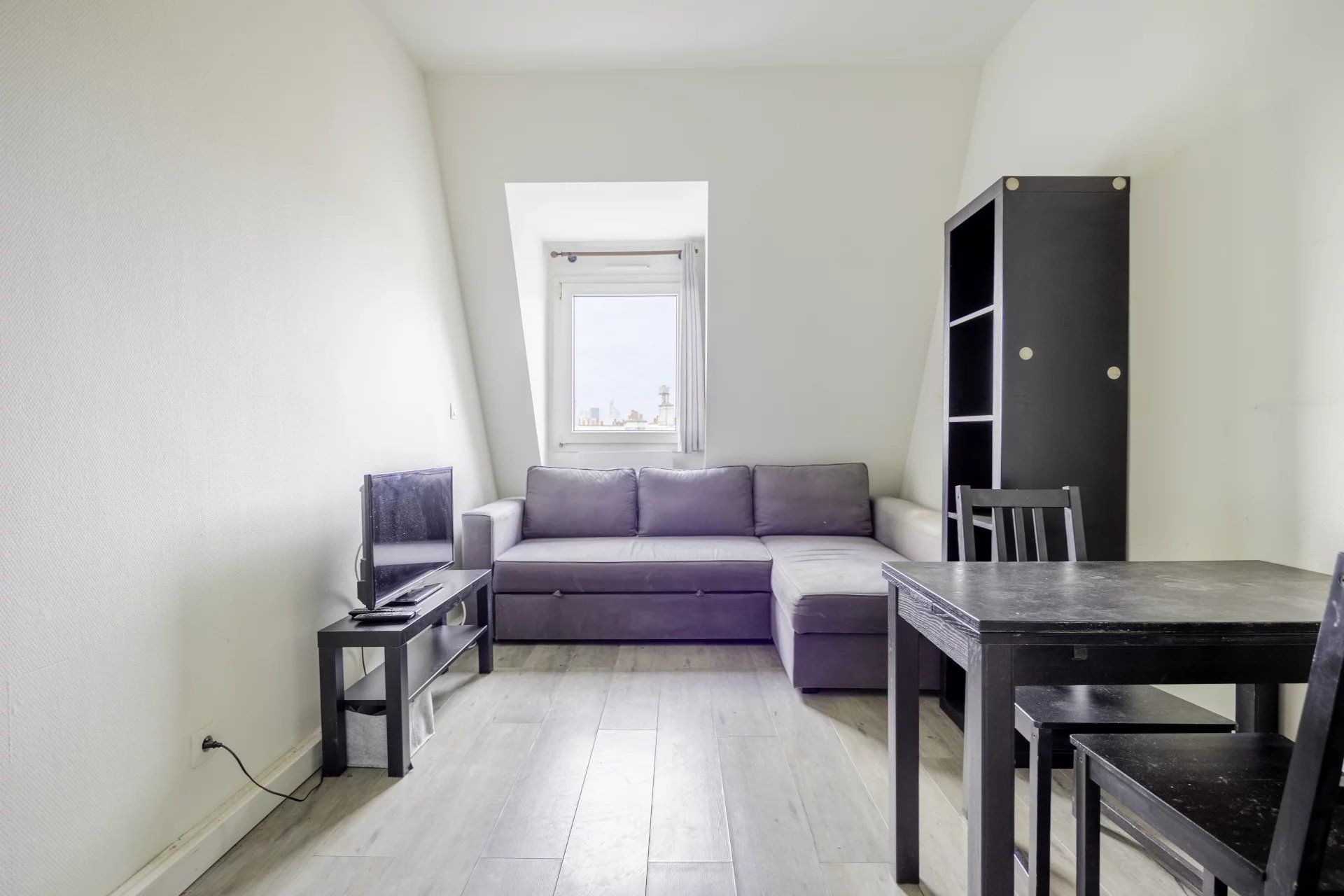 Osakehuoneisto sisään Neuilly-sur-Seine, Ile-de-France 12747078